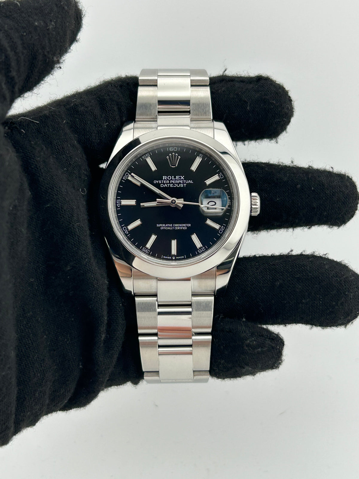 Rolex Datejust 41 Black Index Dial on Oyster Steel Bracelet Ref. 126300 Card 2020 — view 2
