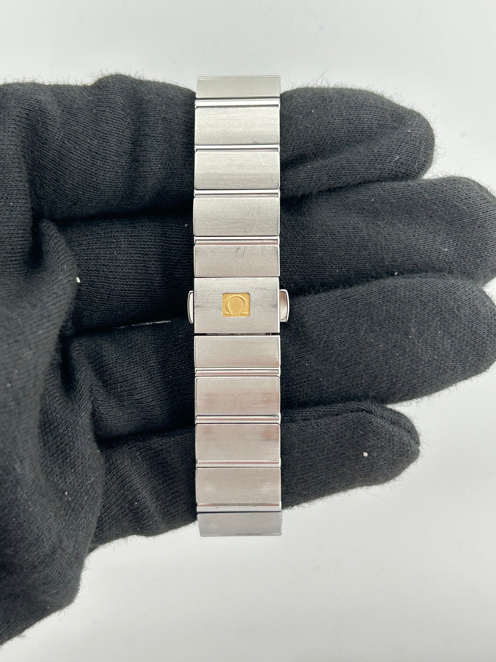 Omega Constellation White M.O.P. Diamond Dial on Steel Ref. 123.15.27.20.55.001 Card 2022 — view 4