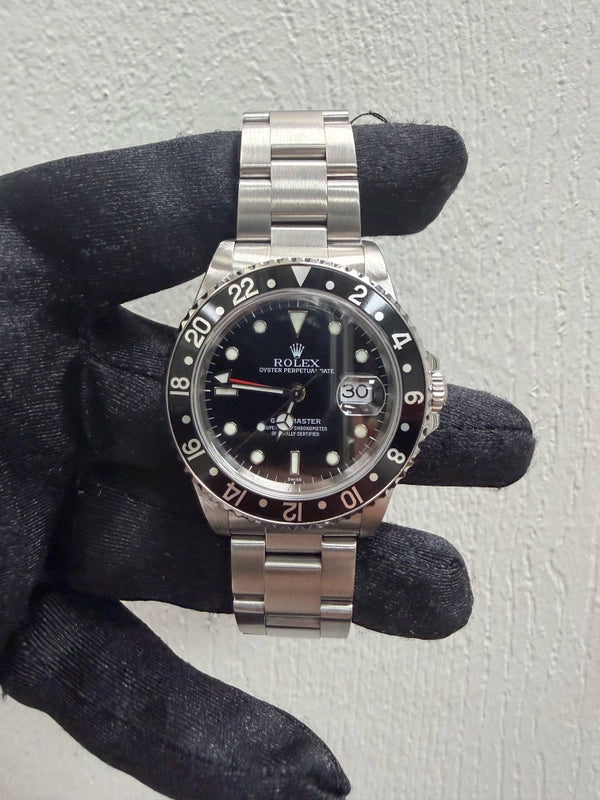 Rolex GMT-Master Black Dial on Oyster Ref 16700 with Papers 1999