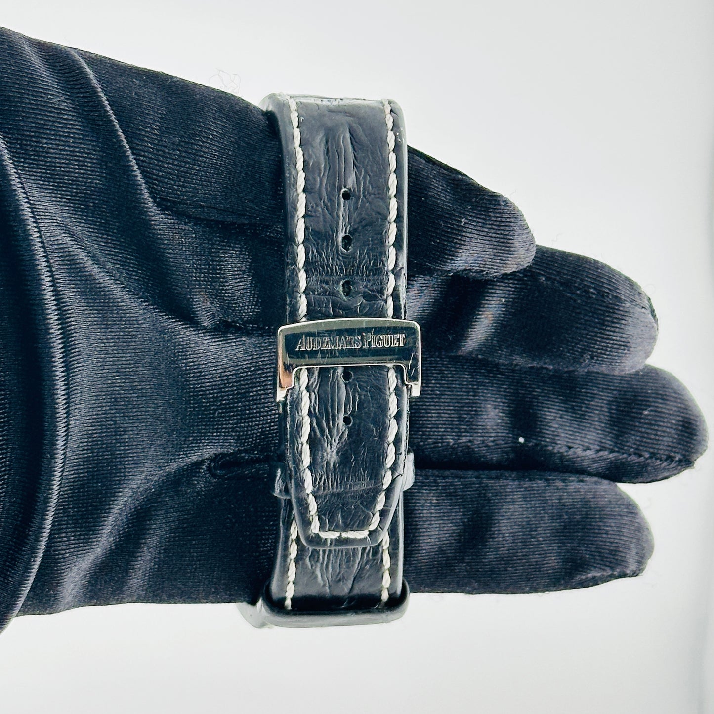 Audemars Piguet Royal Oak Offshore Black Arabic Chrono Dial on Black Leather Strap Ref. 26170ST Papers 2012 — view 4
