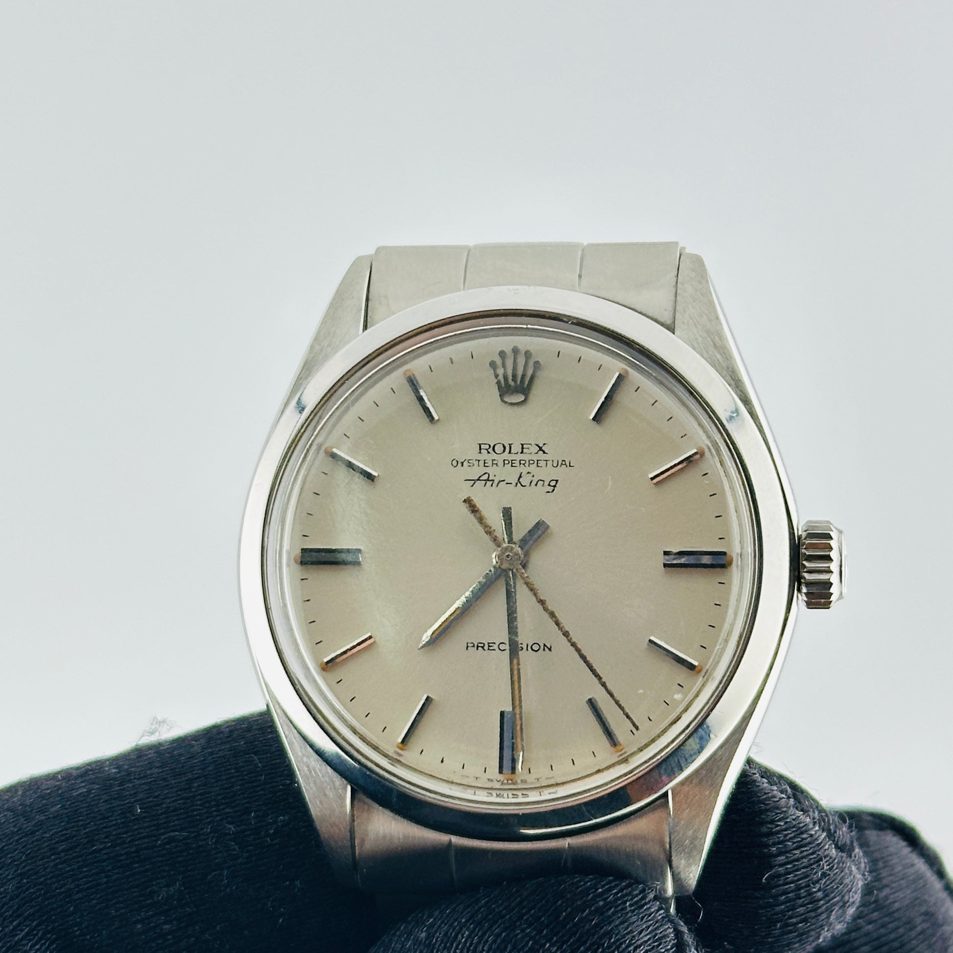 Rolex Air-King Silver Dial on Folded Oyster Ref. 5500 Papers 1977 — view 3