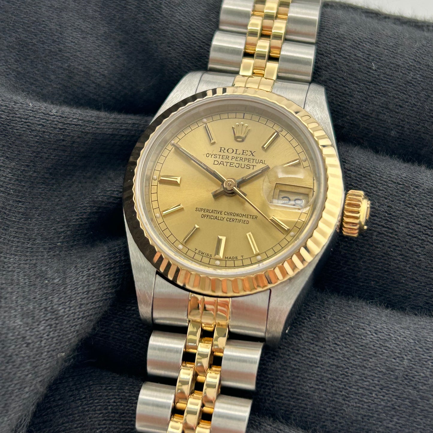 Rolex Datejust Lady Champagne Stick Dial on D Link Jubilee Ref. 69173 Papers 1990 — view 3