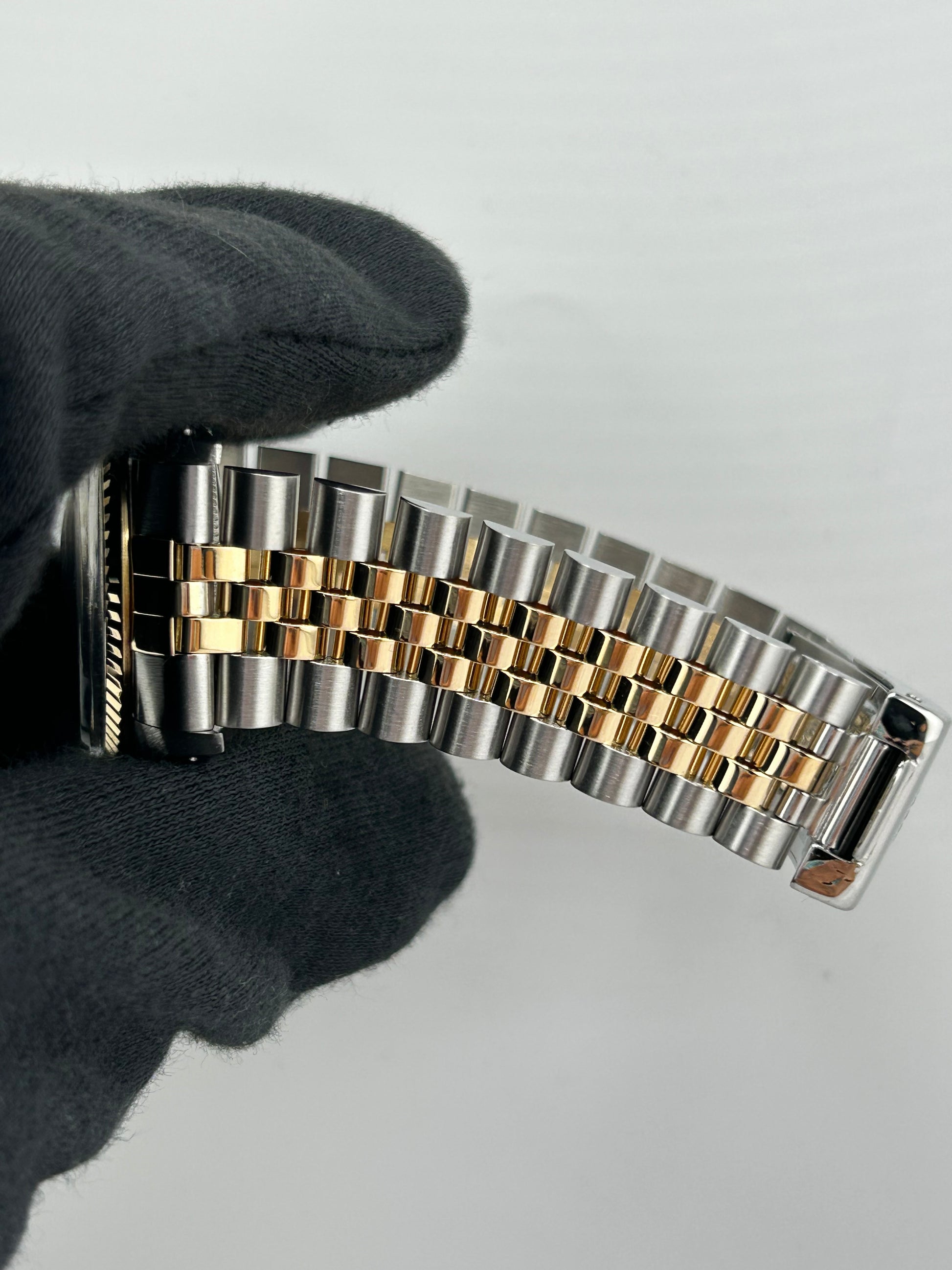 Rolex Datejust Champagne Stick Dial on D Link Jubilee Bracelet Ref. 16013 1987 — view 5