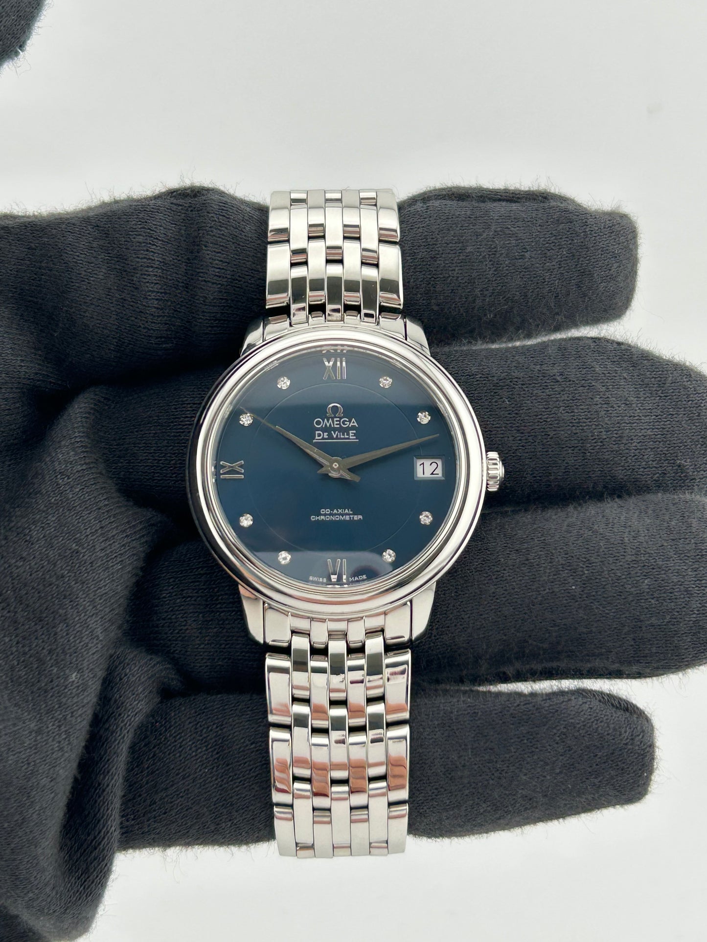 Omega De Ville Prestige Diamonds Blue Dial on Bracelet Ref. 424.10.33.20.53.001 Card 2021 — view 2