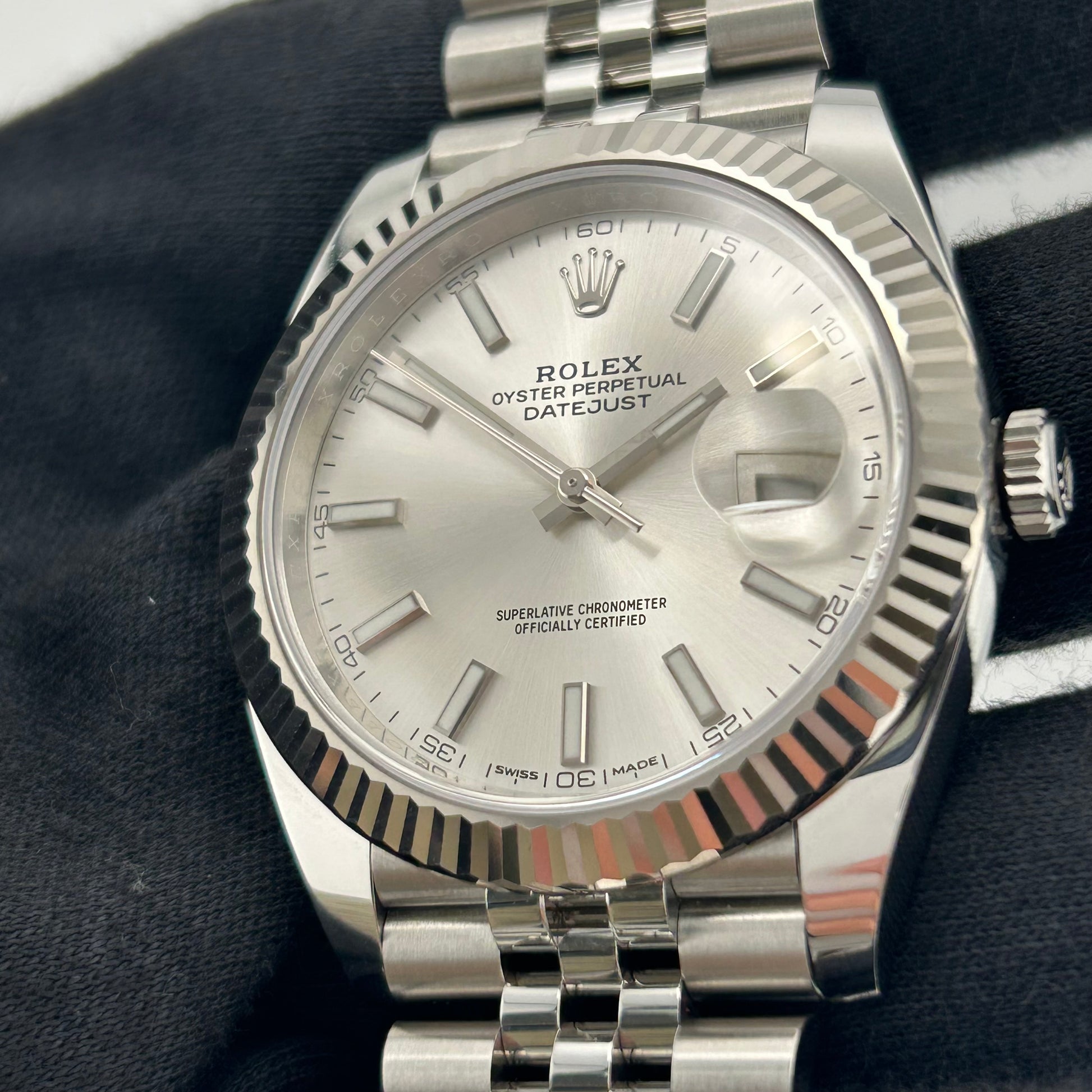 Rolex Datejust Silver Index Dial on D Link Jubilee Bracelet Ref. 126334 Card 2017 — view 3