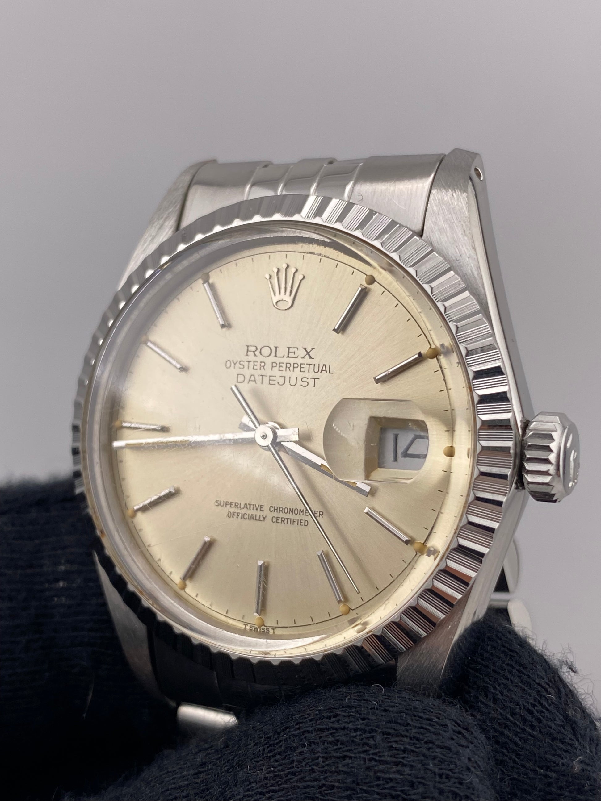 Rolex Datejust Silver Stick Dial on Jubilee Ref. 16030 1983 — view 3