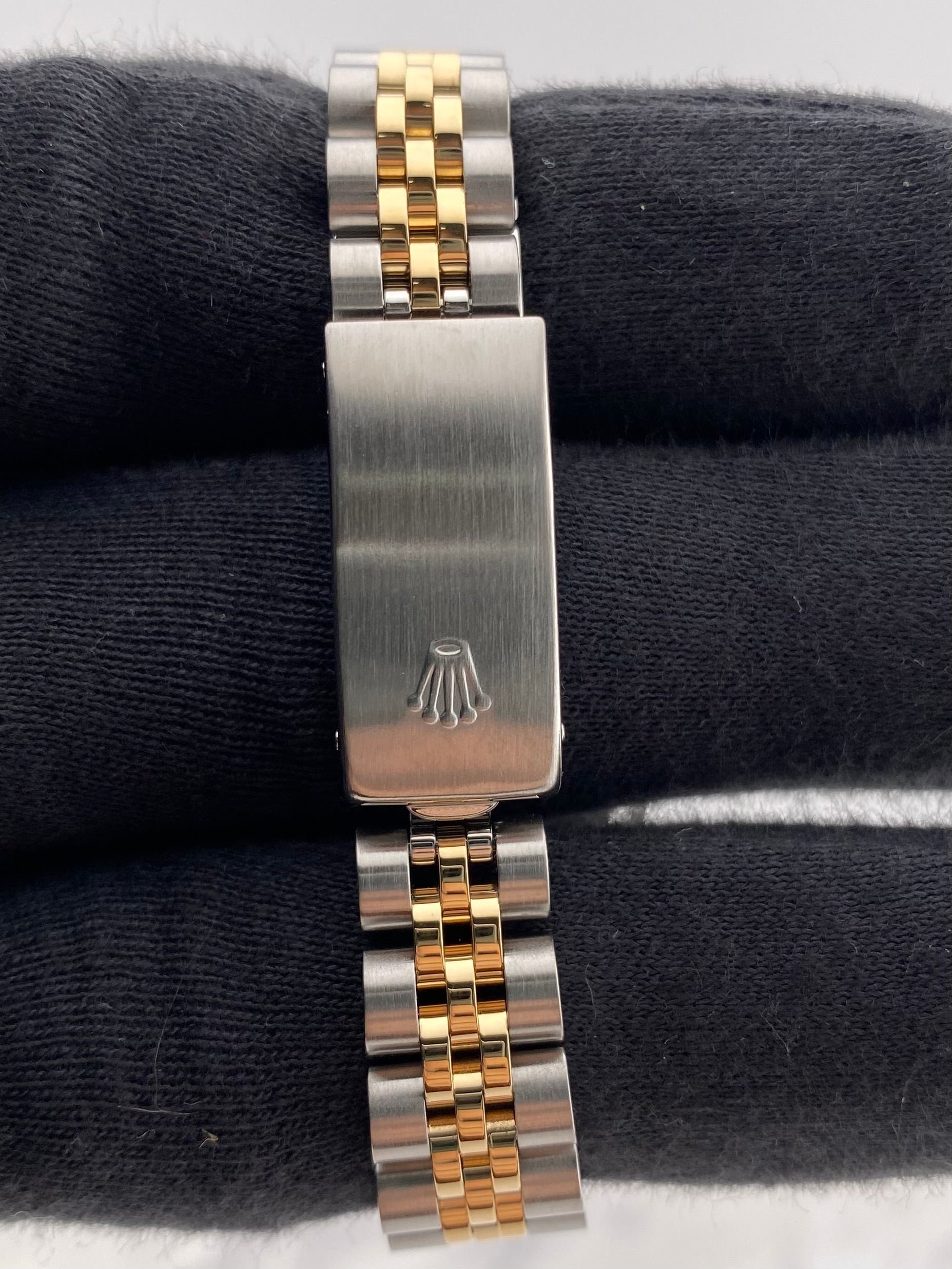 Rolex Datejust Lady Champagne Stick Dial on Jubilee Ref. 69173 Papers Open Date — view 4