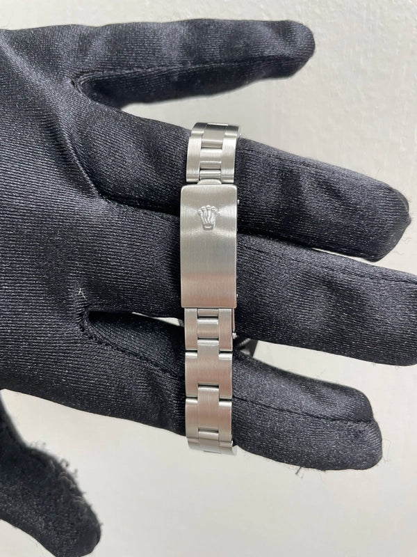 Rolex Oyster Perpetual Black Dial on Oyster Ref 76030 with Papers 2001