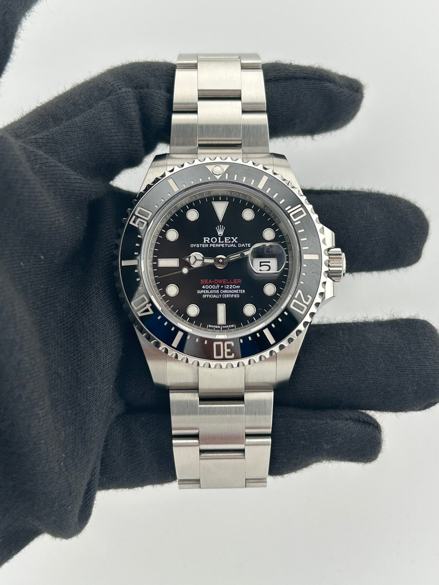 Rolex Sea-Dweller 43 Black Dial on Oyster Ref. 126600 Card 2018 — view 2
