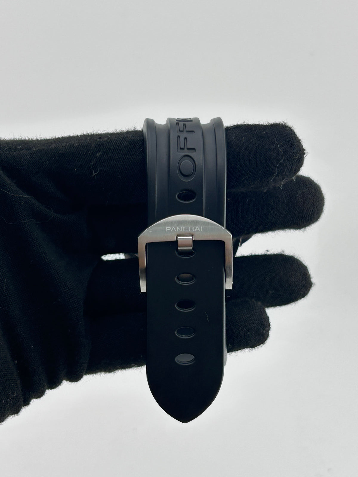 Panerai Luminor Marina Grey Dial on Rubber Strap Ref. PAM00086 Complete 2001 — view 4