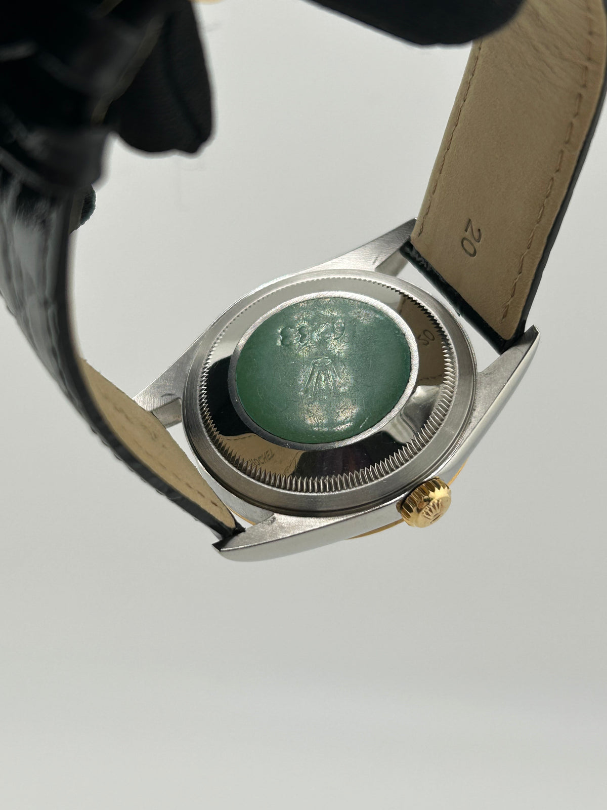 Rolex Datejust 36 Champagne Stick Dial on Generic Black Leather Strap Ref. 16233 1993 — view 7