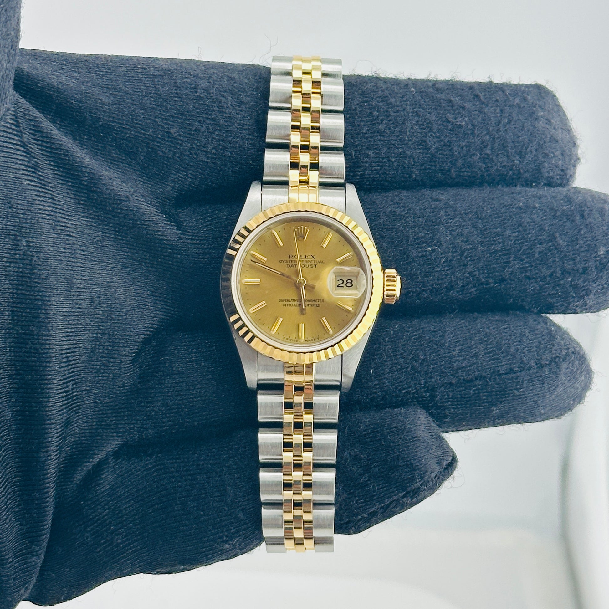 Rolex Datejust Lady Champagne Stick / Has Spots Dial on D Link Jubilee Bracelet Ref. 69173 Papers 1994 — view 2