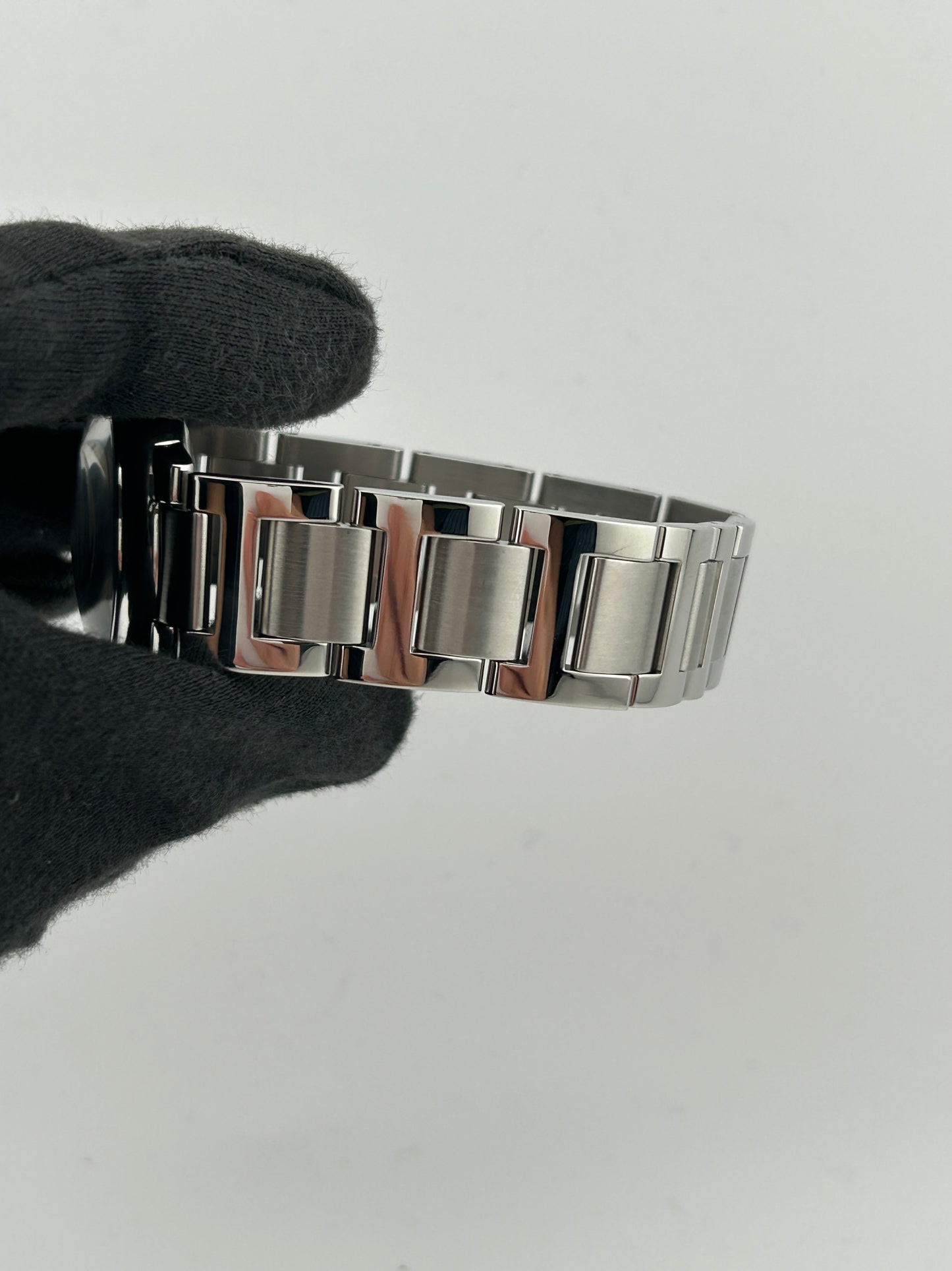 Cartier Ballon Bleu Silver Roman Numerals Dial on Stainless Steel Bracelet Ref. W6920046 Papers 2016 — view 5