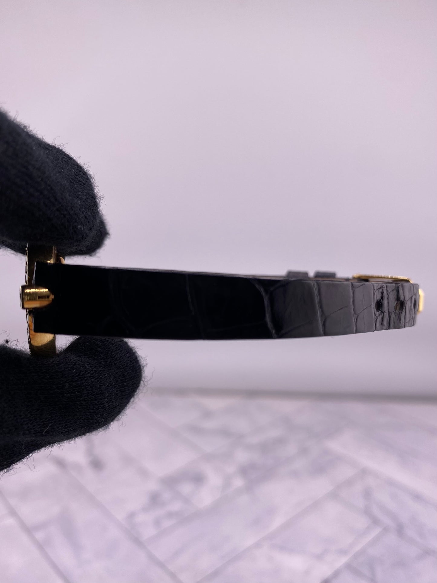 Chopard Happy Diamond Champagne Dial on Leather Ref. 20/3957 — view 5
