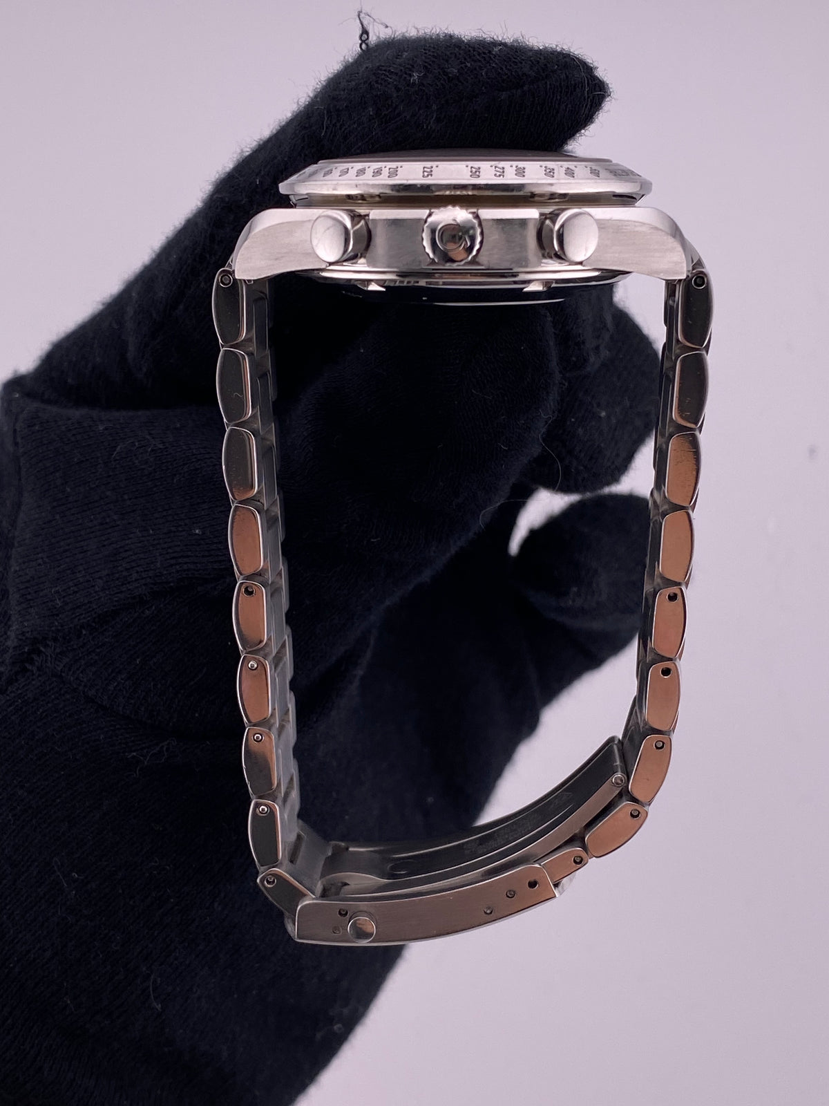 Omega Speedmaster Date/Day‑Date Silver Dial on Stainless Steel Bracelet Ref. 3211.30 Card 2011 — view 6