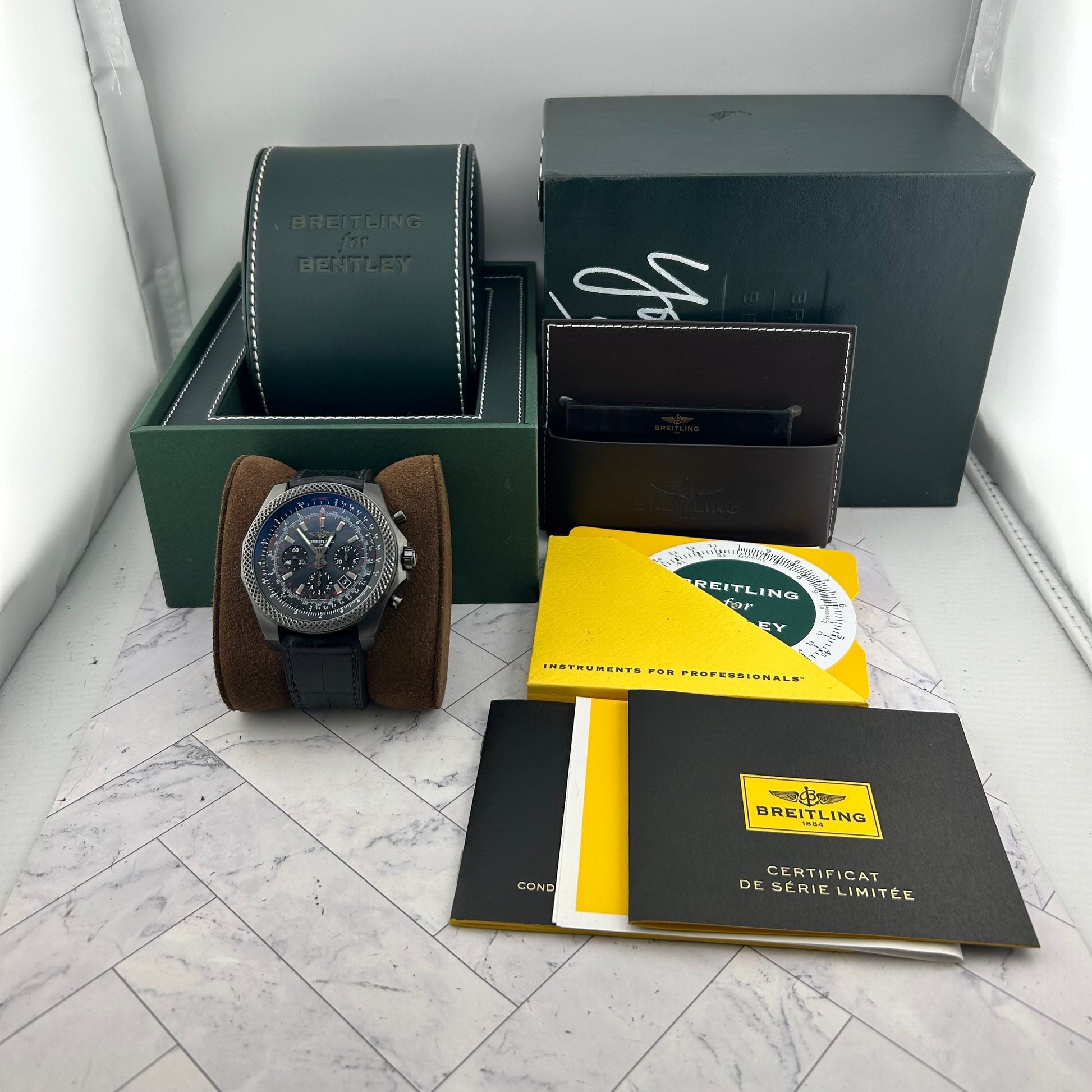 Breitling Bentley B06 Black Mop Dial on Rubber Strap Ref. MB061113/BE60 Card 2016 — view 7