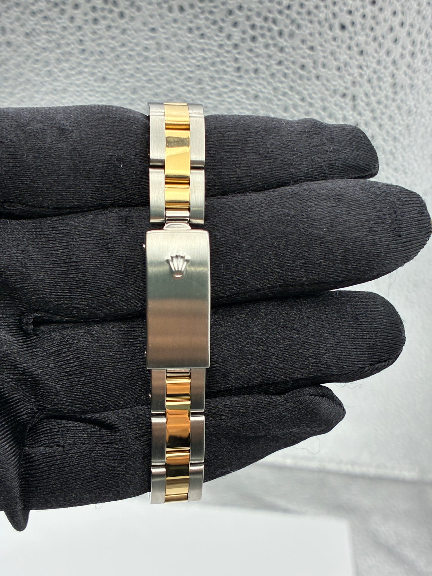 Rolex Oyster Perpetual Champagne Stick Dial on Oyster Bracelet Ref. 76233 2000 — view 4