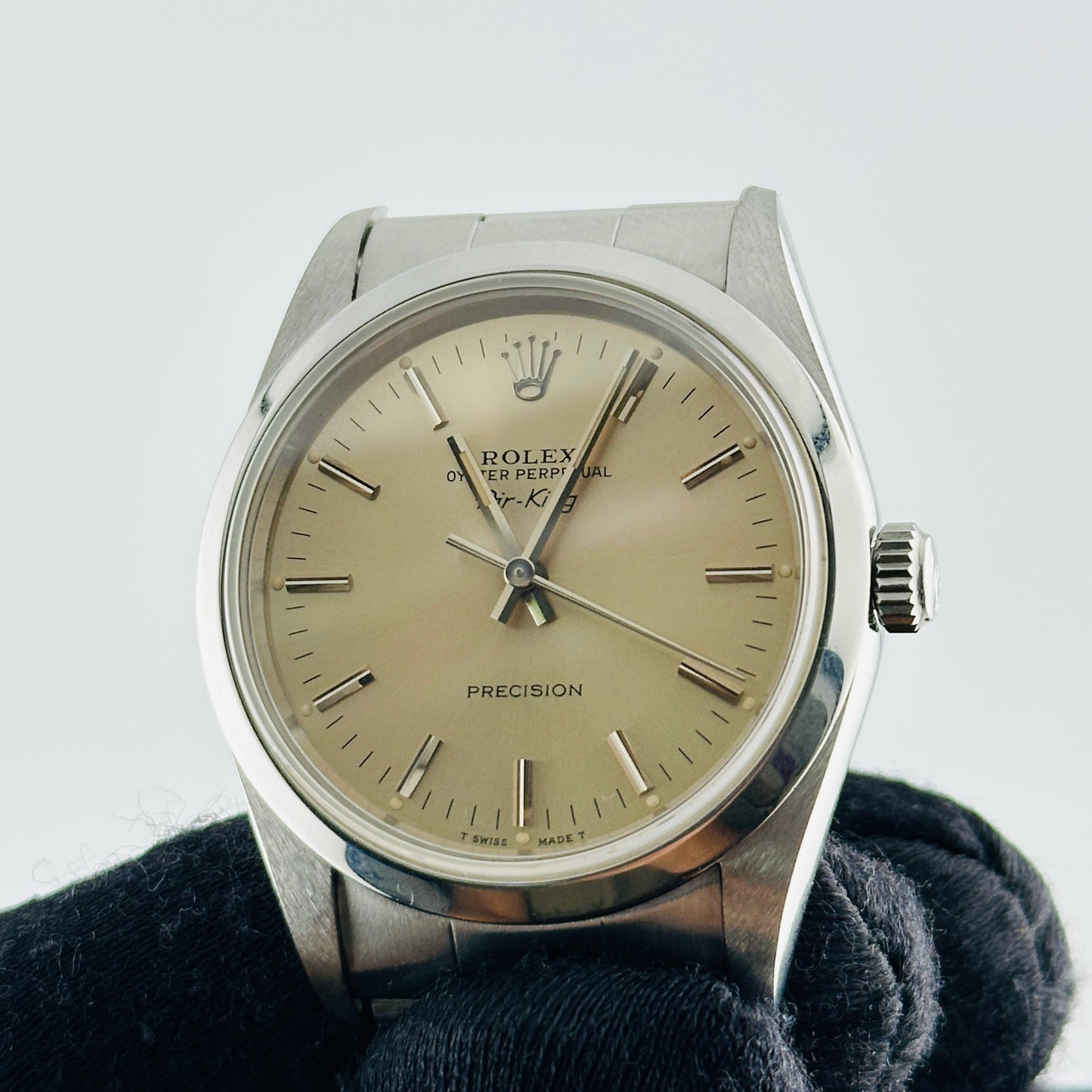 Rolex Air-King Silver Stick Dial on Oyster Bracelet Ref. 14000 1993 — view 3