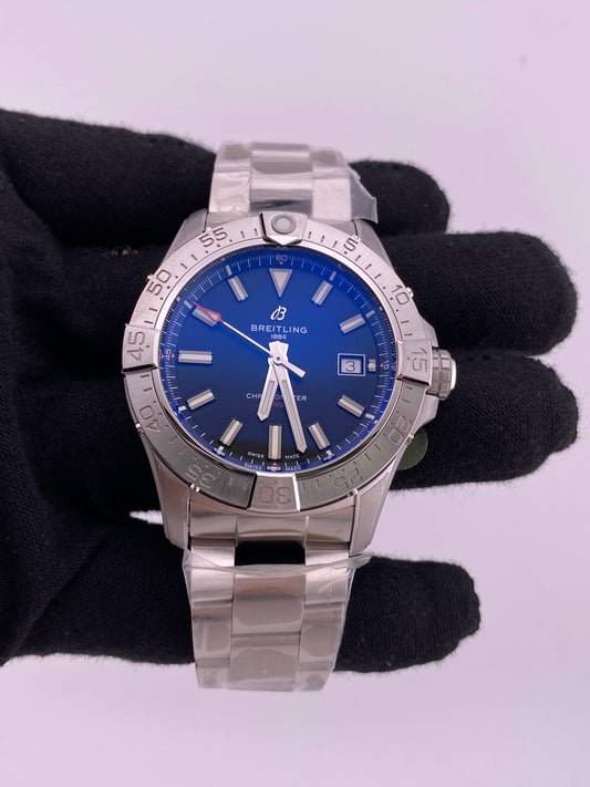 Breitling Avenger Automatic Black Dial on Bracelet Ref. A17328101B1A1 Complete 2026 — view 2