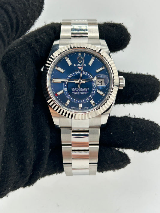 Rolex Sky Dweller Blue Dial on Oyster Ref. 326934 Card 2021 — view 2
