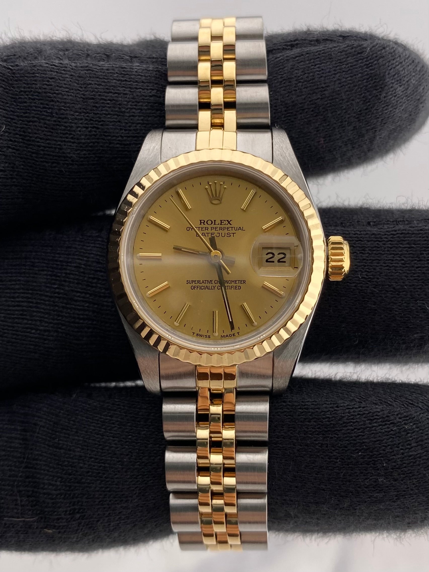 Rolex Datejust Lady Champagne Stick Dial on Jubilee Ref. 69173 Papers Open Date — view 2