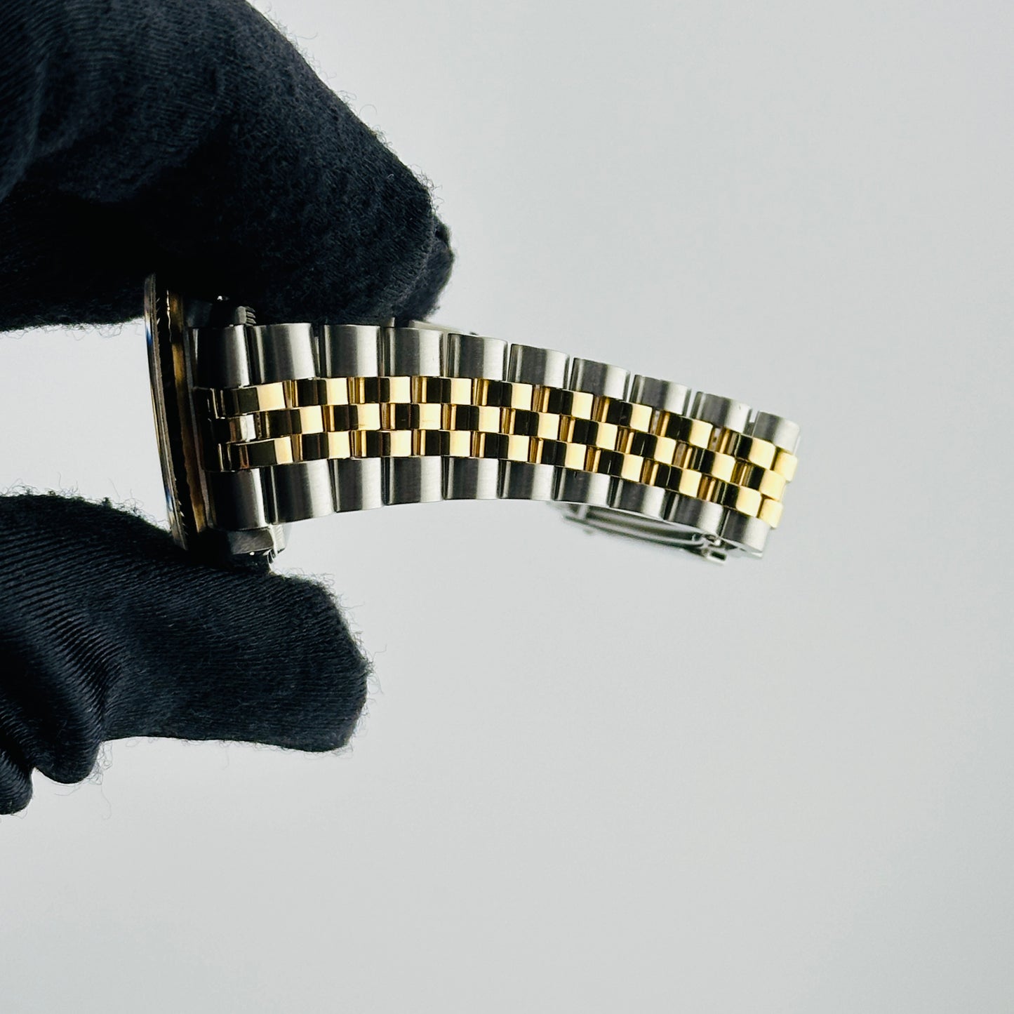Rolex Datejust Refinished Grey Diamond Dial on D Link Jubilee Bracelet Ref. 68273 1989 — view 5