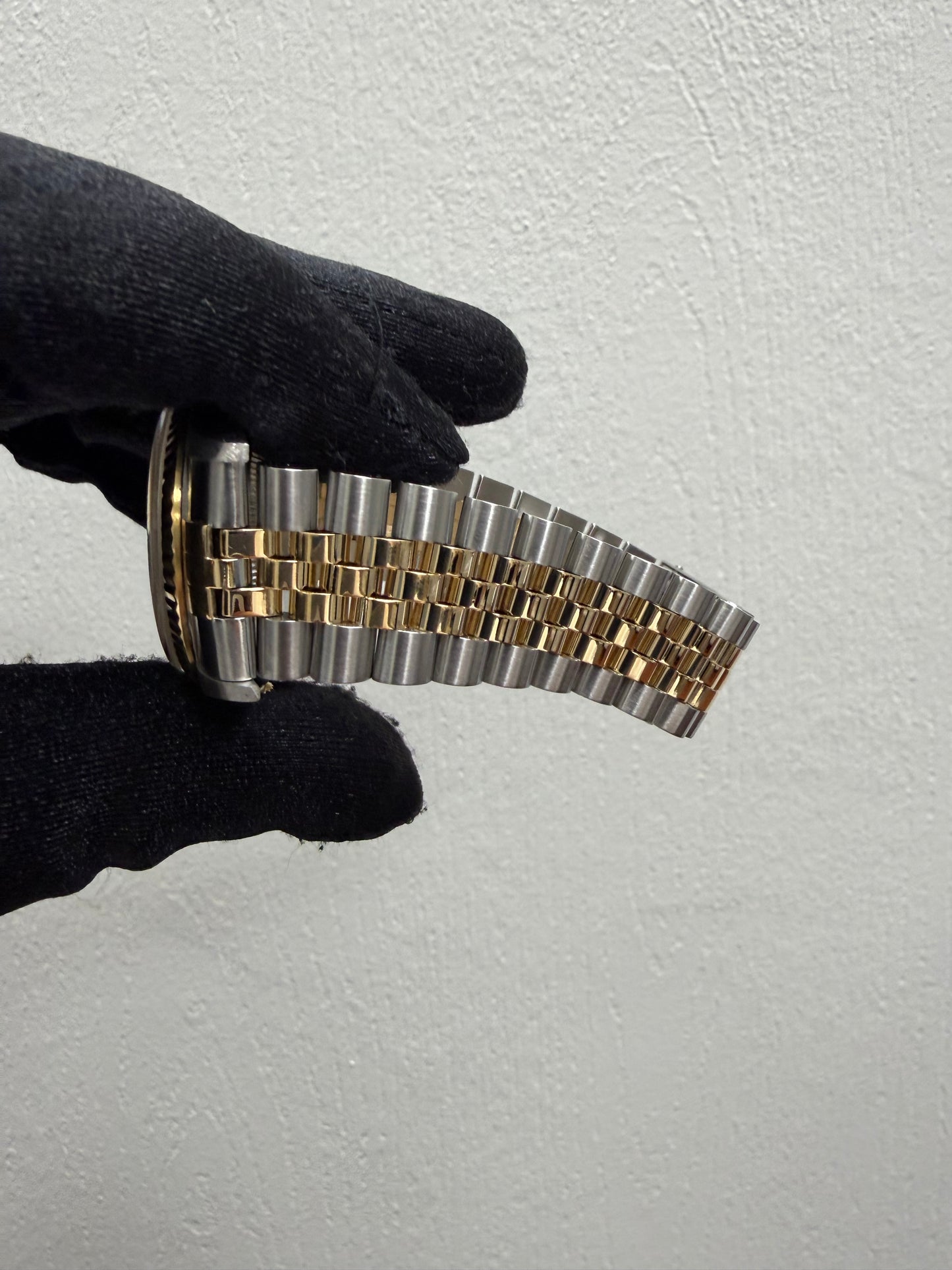 Rolex Datejust Gold Anniversary Diamond Dial Dial on Jubilee Ref. 16233G 1995 — view 4