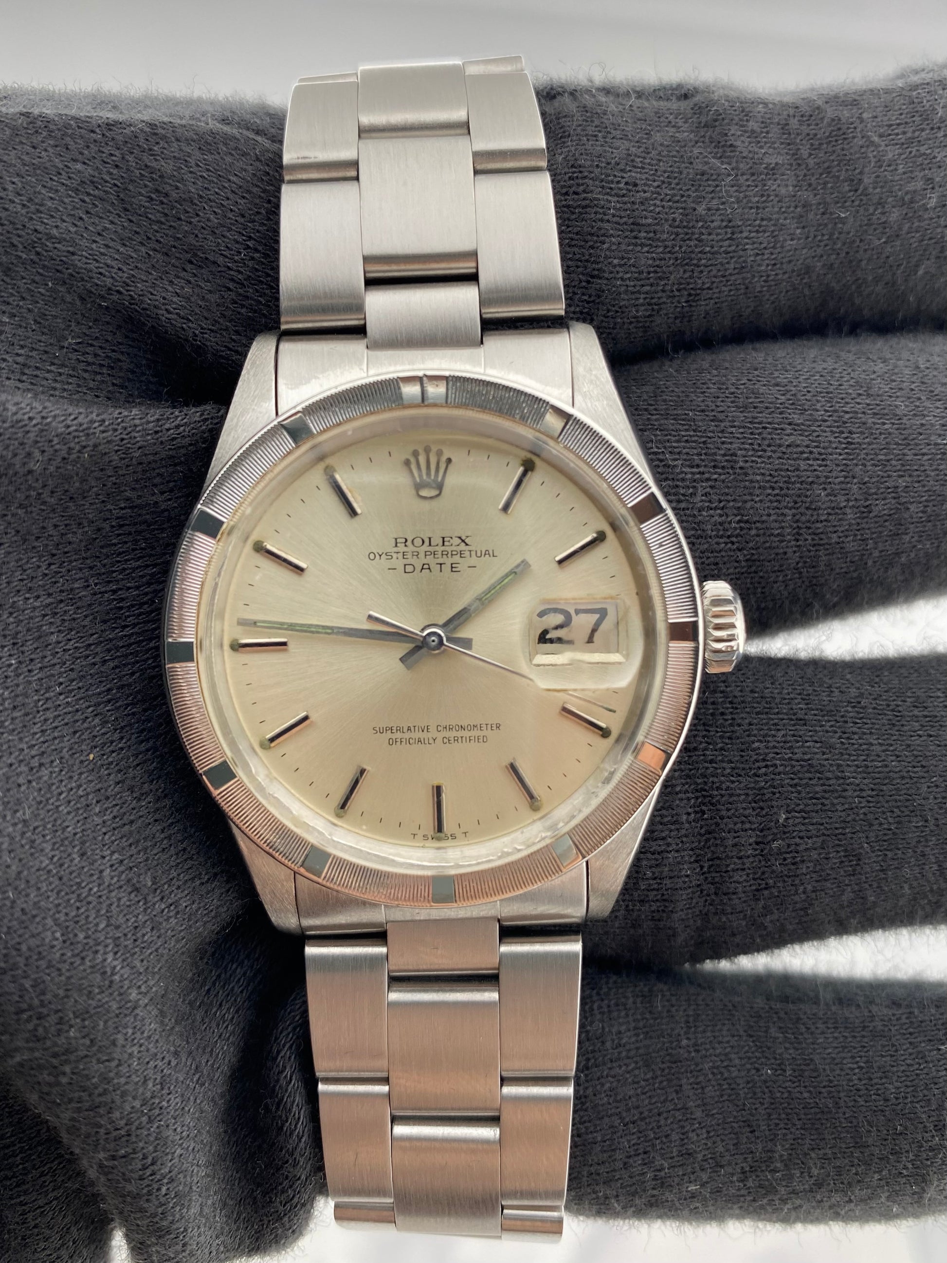 Rolex Oyster Perpetual Date Silver Index Dial on Oyster Ref. 1501 1971 — view 2