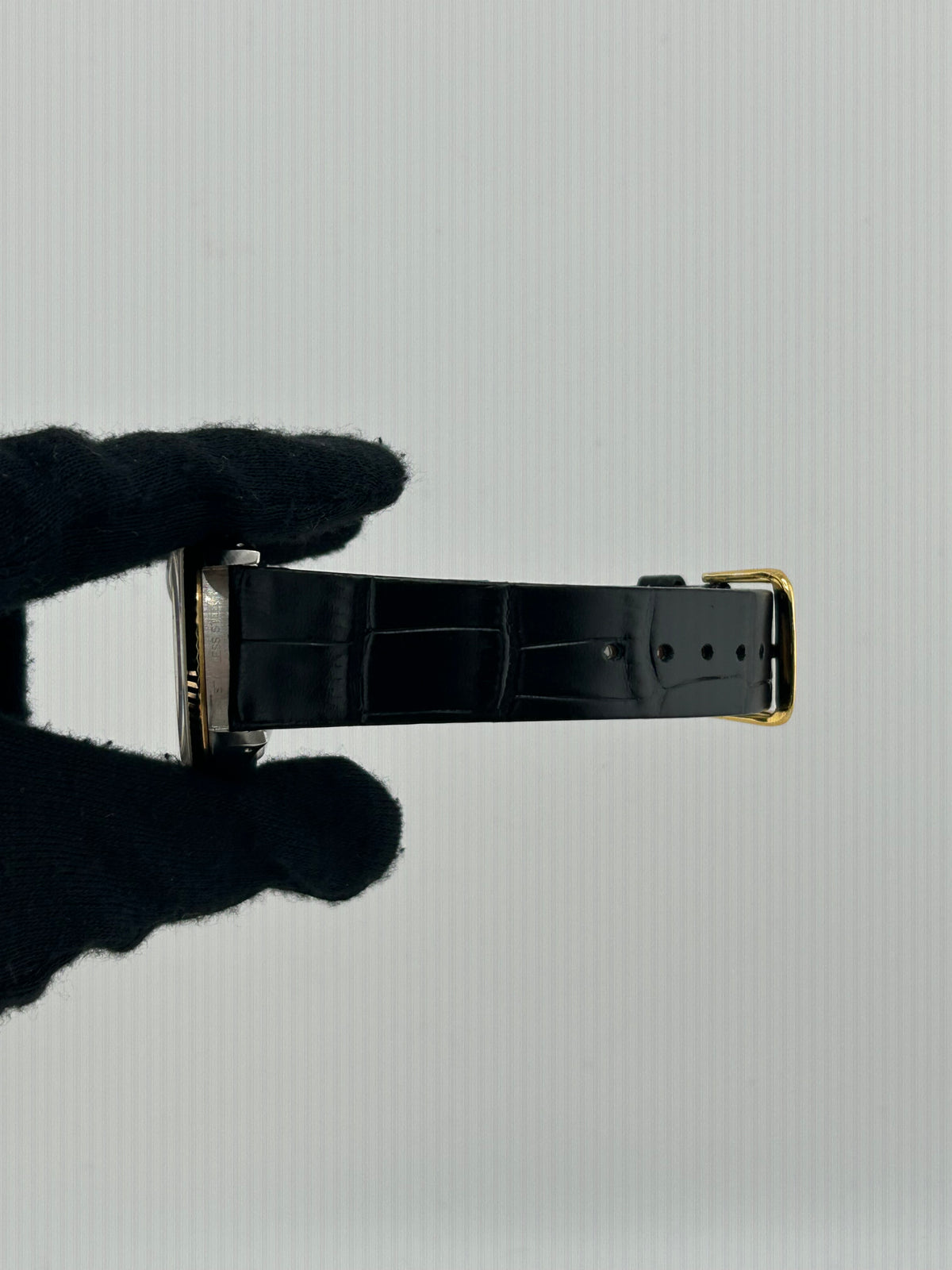 Rolex Datejust 36 Champagne Diamond Dial on Generic Black Leather Strap Ref. 16233G 1991 — view 5