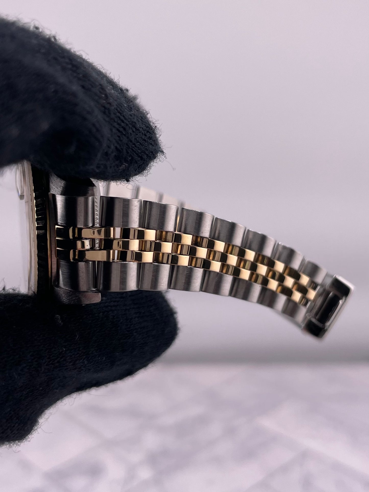 Rolex Datejust Lady Champagne Stick Dial on Jubilee Ref. 69173 Papers 1985 — view 5