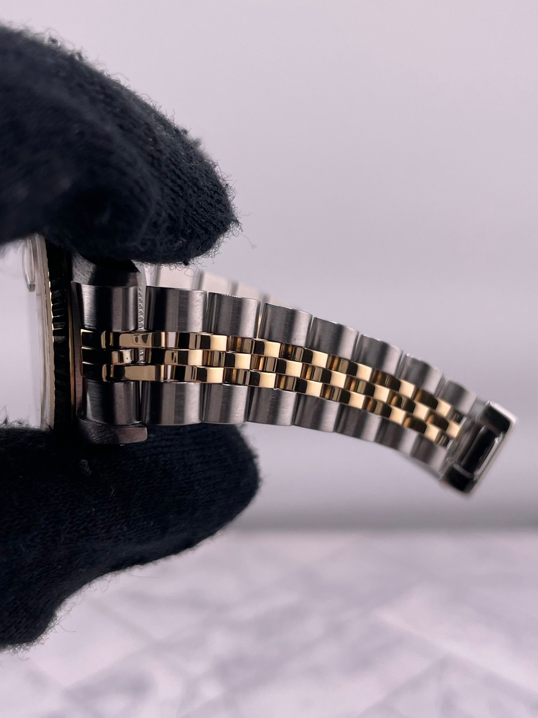 Rolex Datejust Lady Champagne Stick Dial on Jubilee Ref. 69173 Papers 1985 — view 5