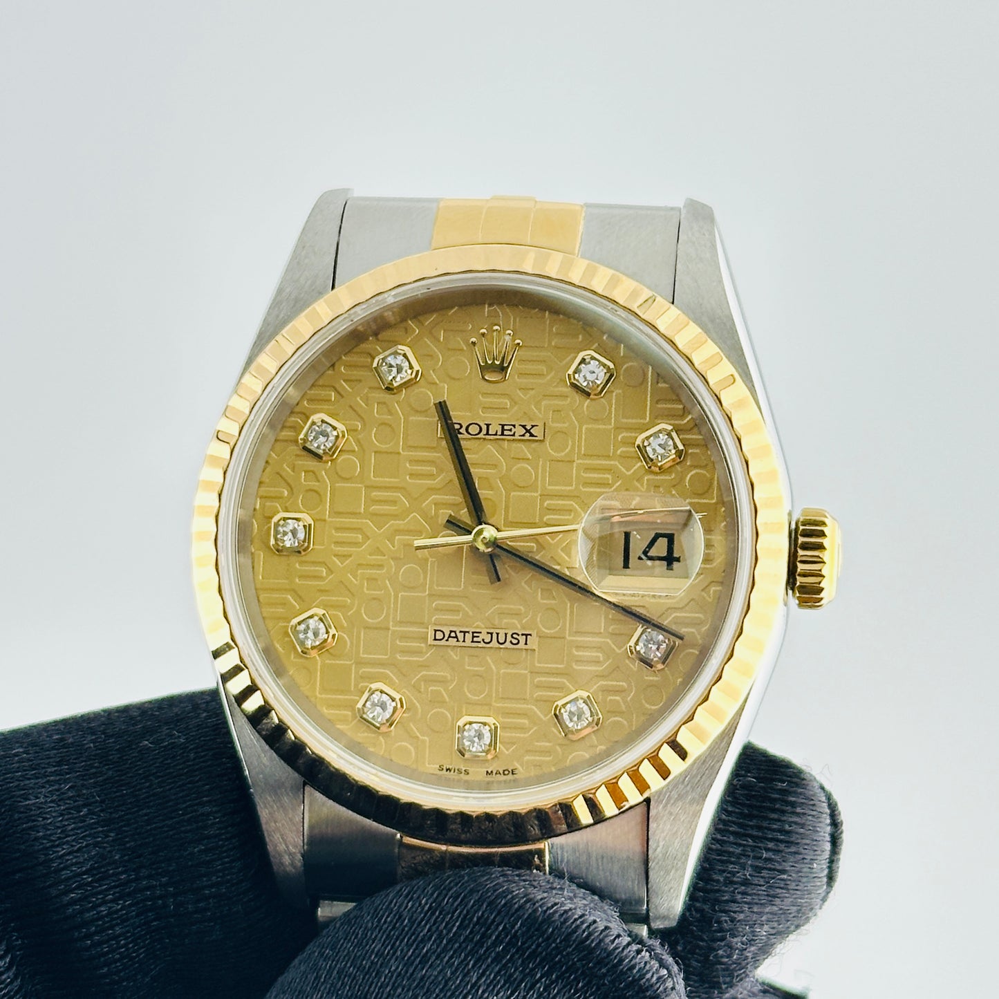 Rolex Datejust Champagne Anniversary Diamond Dial Dial on D Link Jubilee Bracelet Ref. 16233G 1996 — view 3