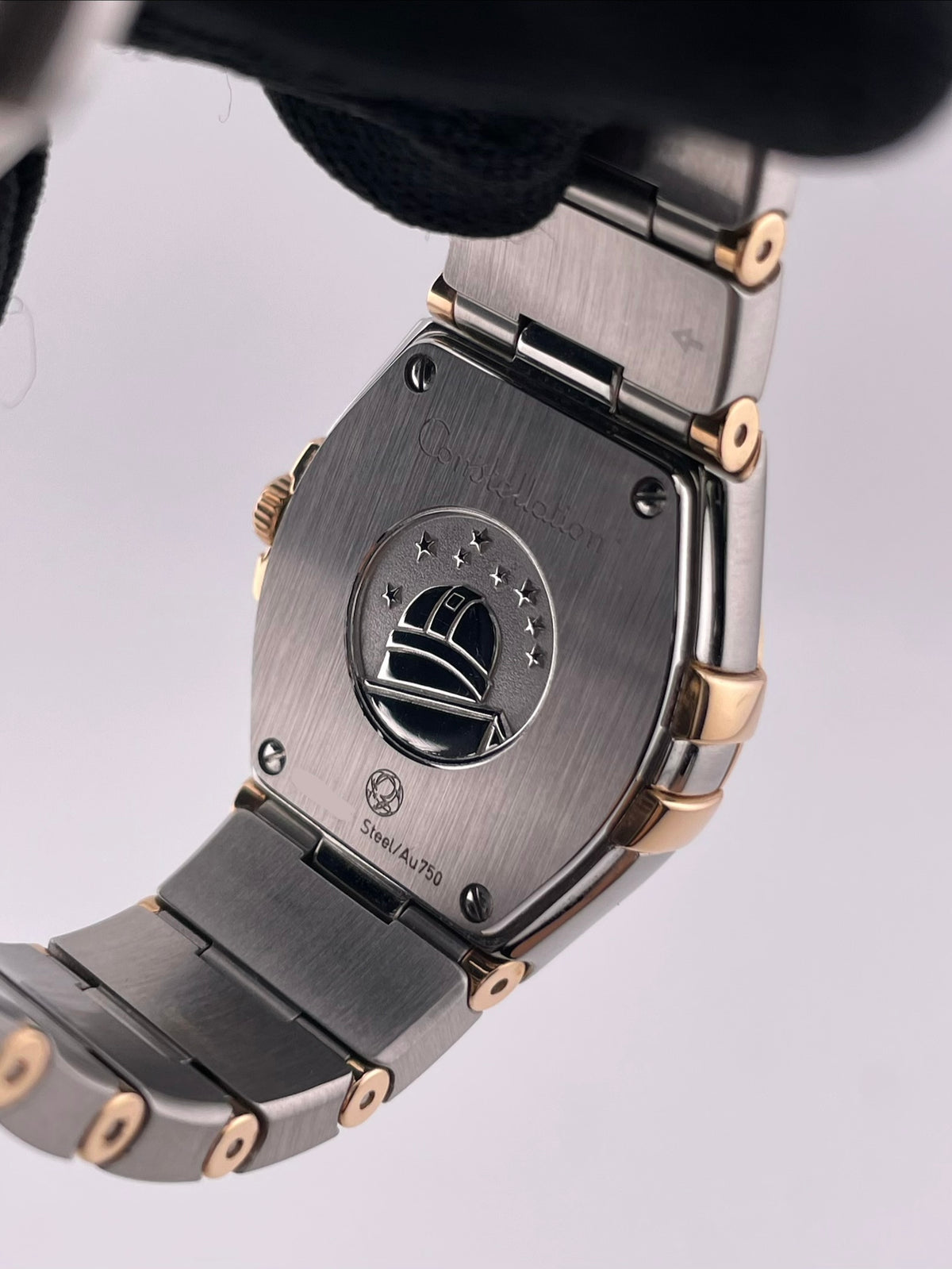 Omega Constellation M.O.P Diamond Dial on Pink Gold & Stainless Steel Bracelet Ref. 123.20.24.60.55.001 — view 5