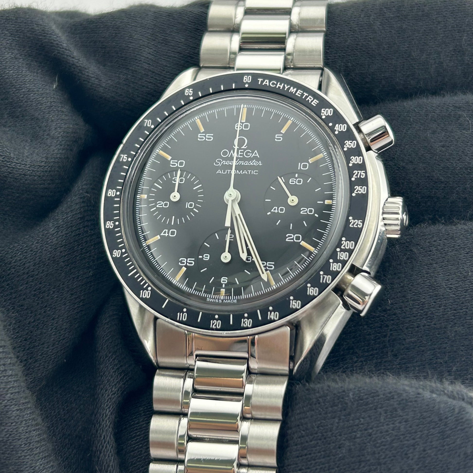 Omega Speedmaster Reduced Black Dial on Stainless Steel Ref. 3510.5 — view 3