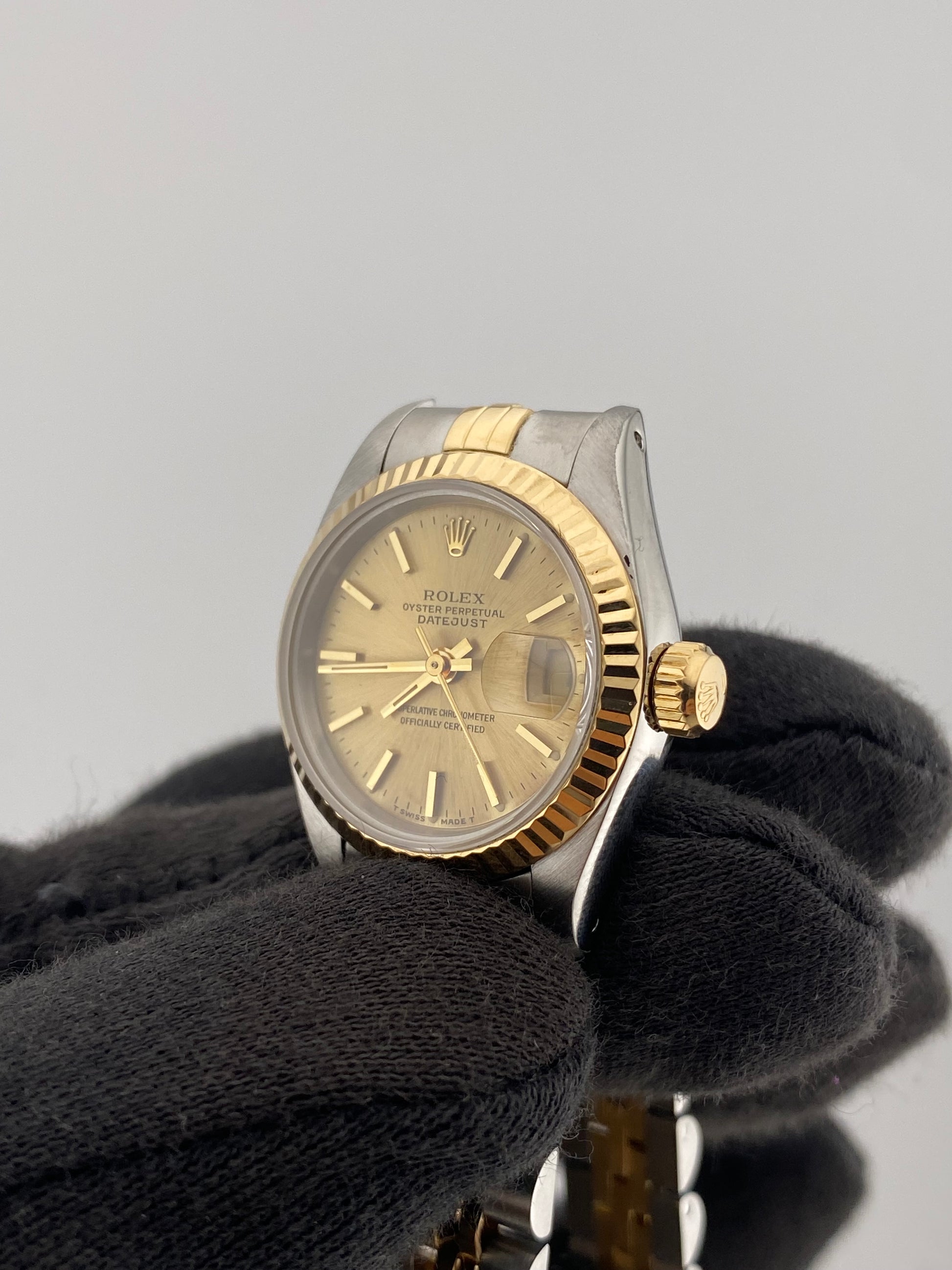 Rolex Datejust Lady Champagne Stick Dial on Jubilee Ref. 69173 Papers 1992 — view 3