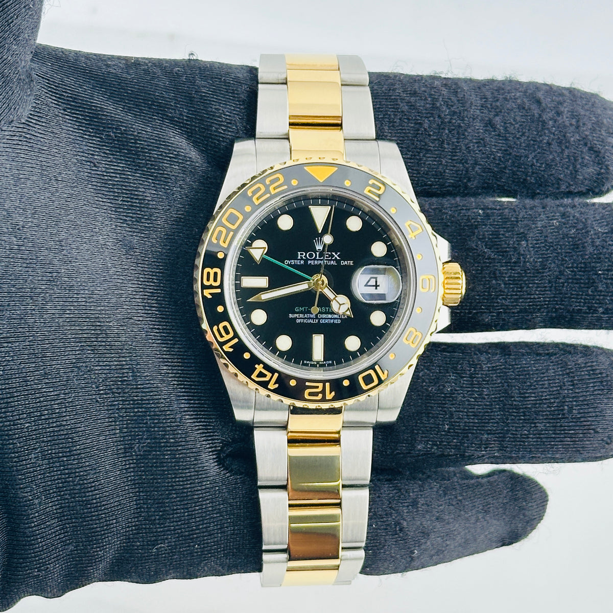 Rolex GMT-Master II Black Dial on Oyster Bracelet Ref. 116713 2008 — view 3