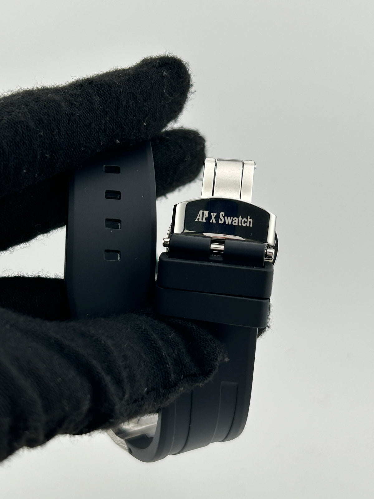 Ademars Piguet X Swatch OTG ROZ Black Dial on Rubber Strap Ref. SSX03J100N Complete 2026 — view 4