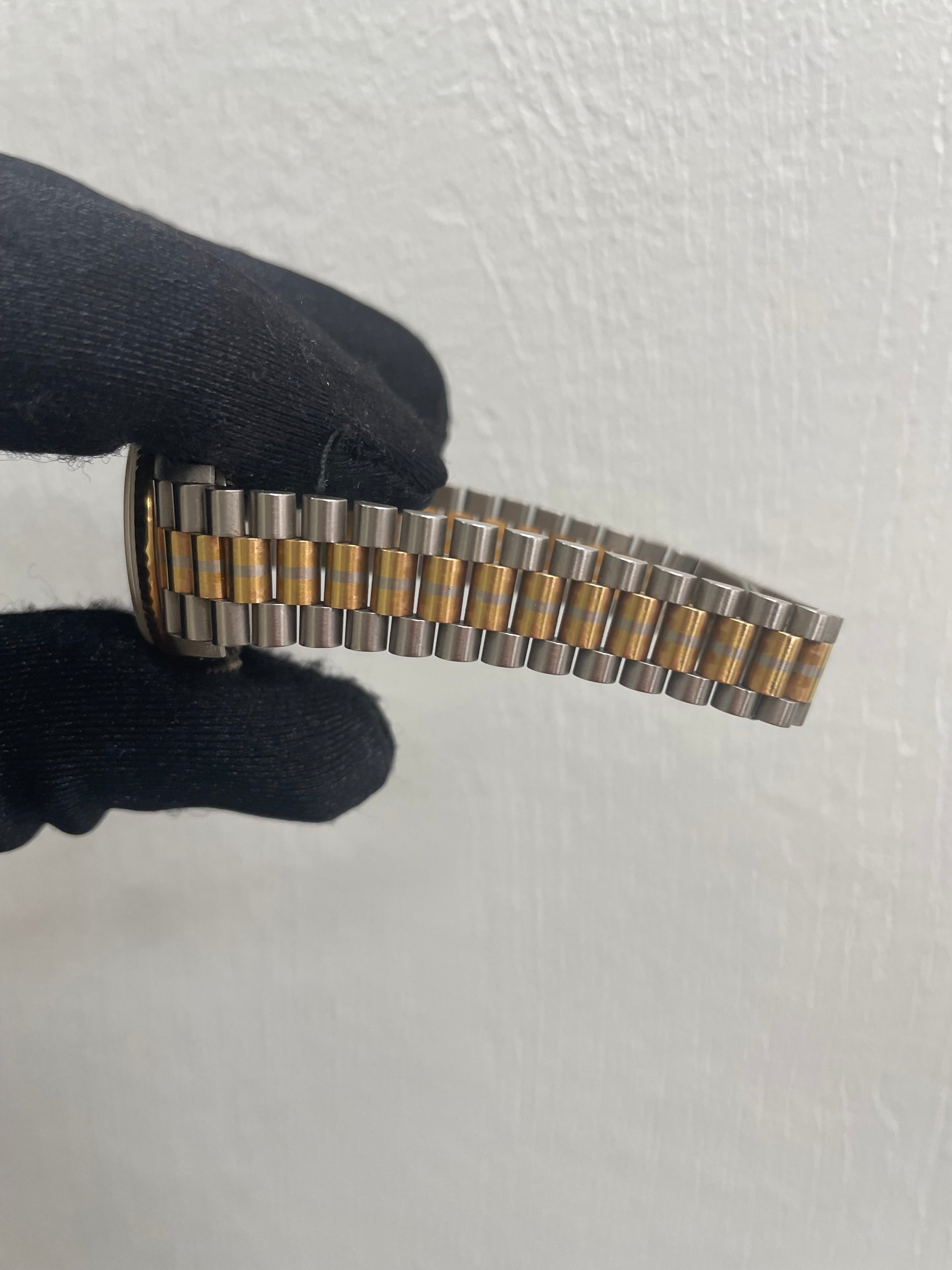 Rolex Datejust Gold Diamond Dial on President Ref. 69179 Papers 1994 — view 3