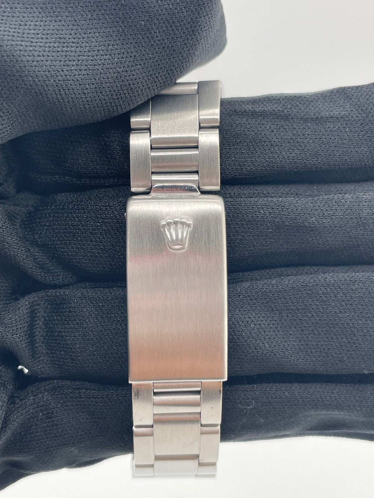 Rolex Oyster Perpetual Date Black Stick Dial on Oyster Steel Bracelet Ref. 1500 1969 — view 4