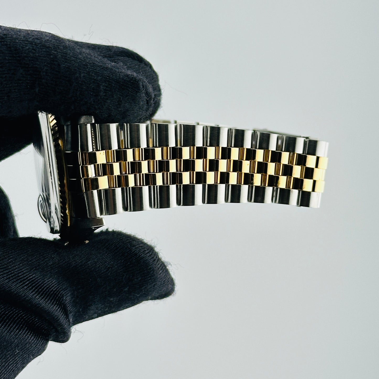 Rolex Datejust Champagne Stick Dial on D Link Jubilee Bracelet Ref. 16013 1986 — view 5
