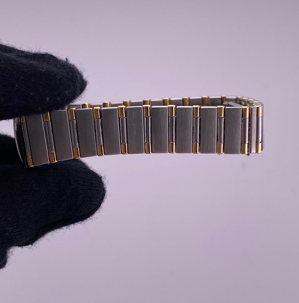 Omega Constellation White Dial on Stainless Steel & Yellow Gold Ref. 1262.70 — view 5
