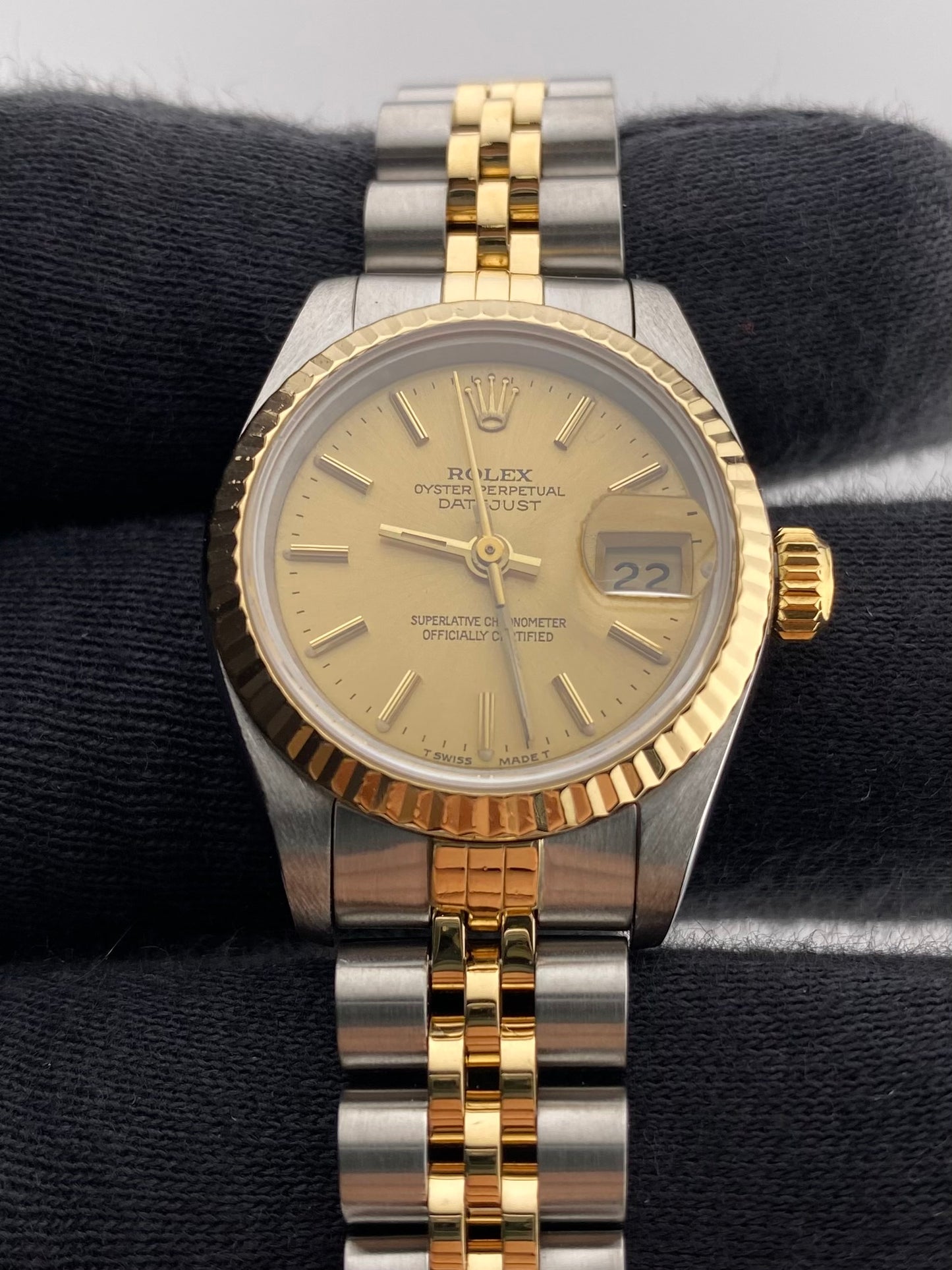 Rolex Datejust Lady Champagne Stick Dial on Jubilee Ref. 69173 Papers Open Date — view 3