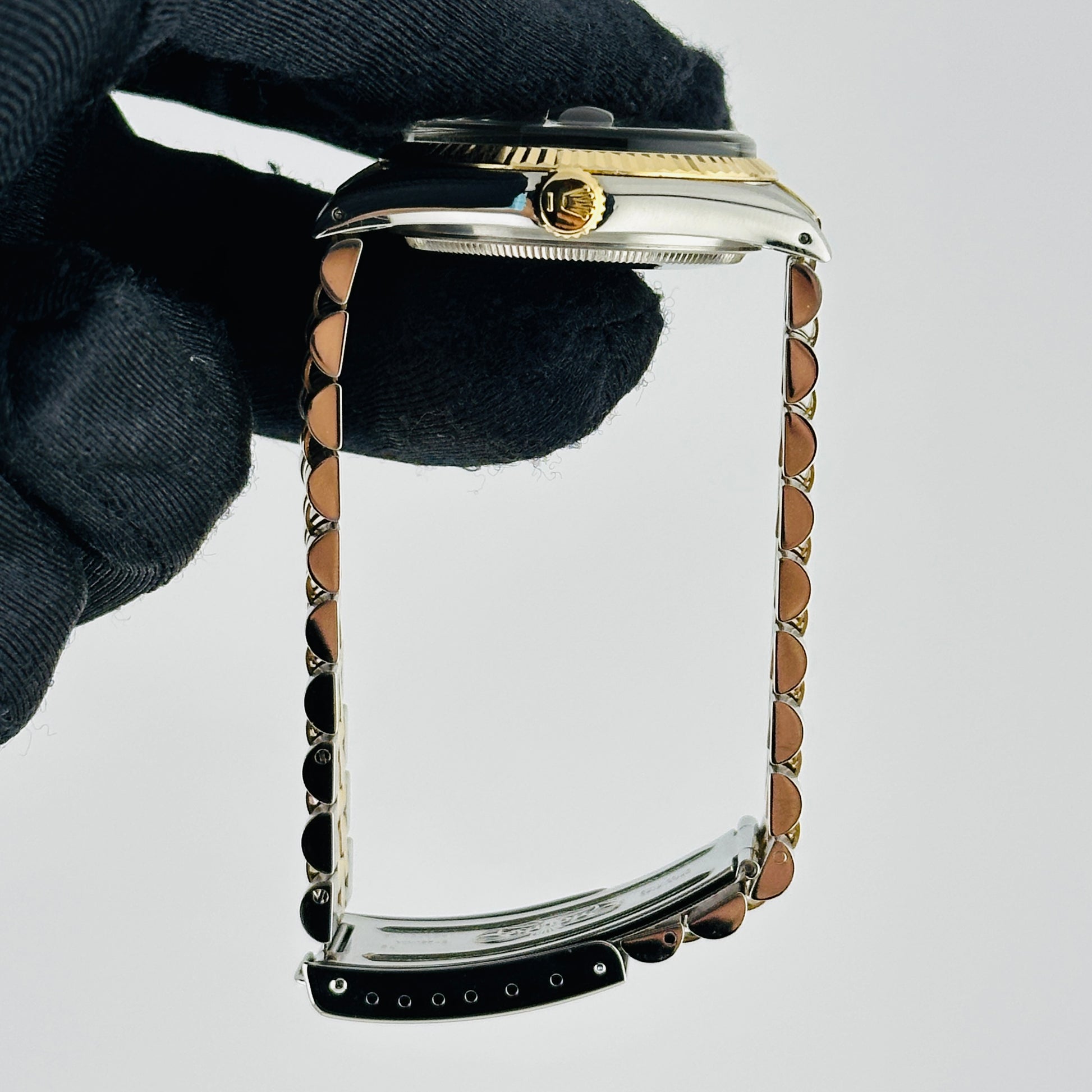 Rolex Datejust Champagne Linen Stick Dial on D Link Jubilee Bracelet Ref. 16013 Papers 1986 — view 6