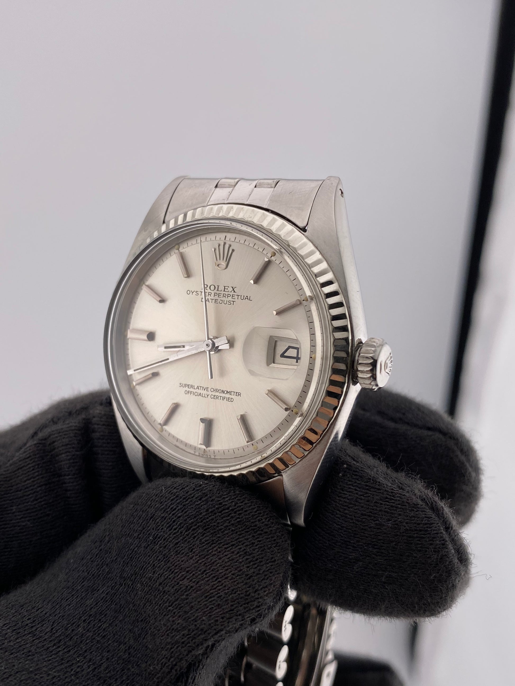 Rolex Datejust 36 Silver Index Dial on Jubilee Ref. 1601 — view 3