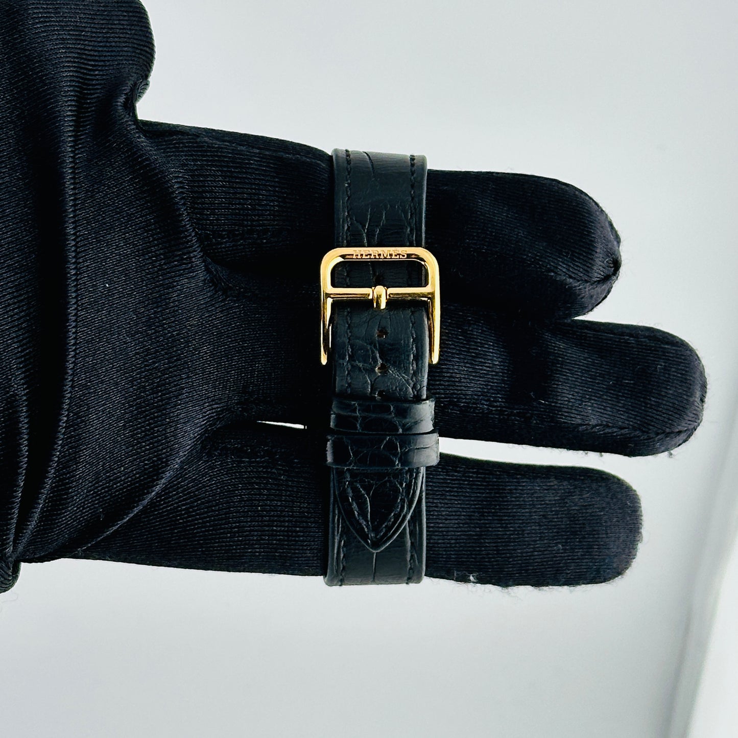 Hermes H Black Dial on Leather Ref. HH1.270B Papers — view 3