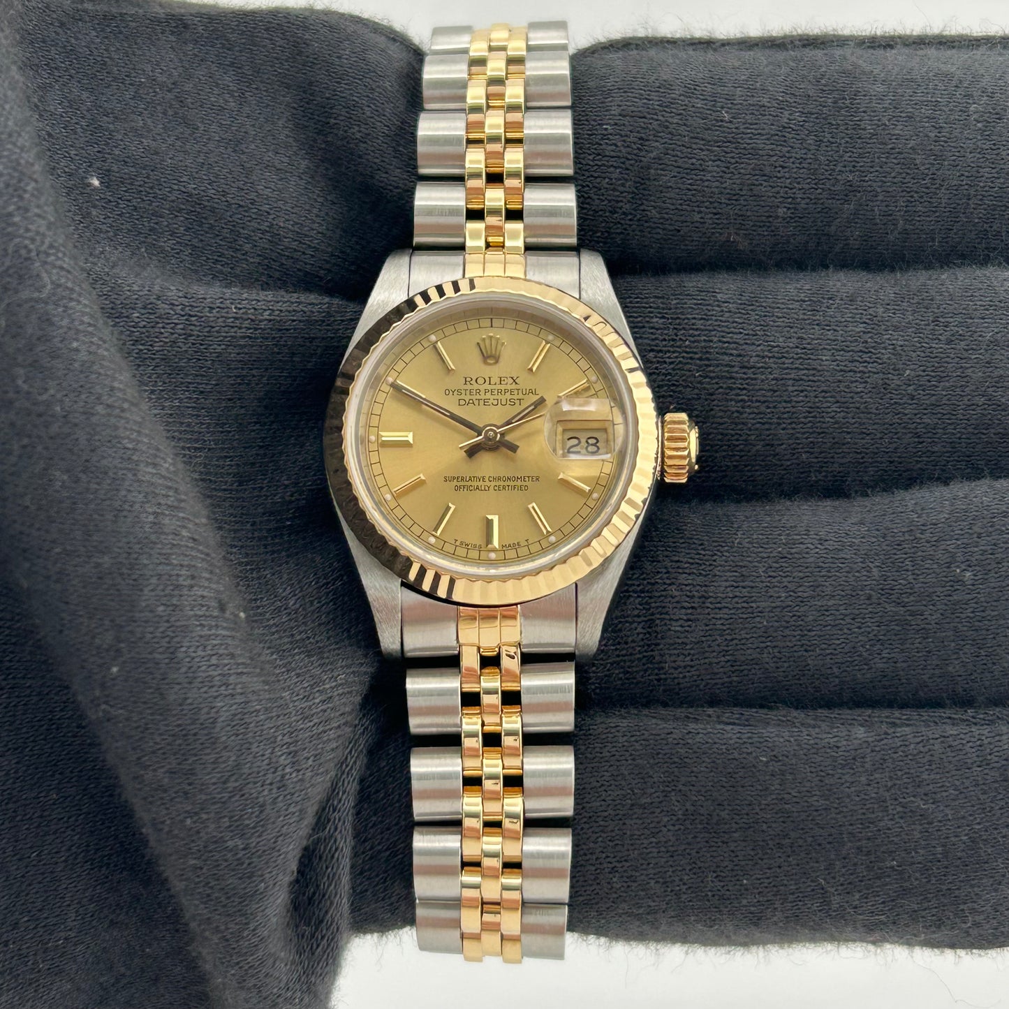Rolex Datejust Lady Champagne Stick Dial on D Link Jubilee Ref. 69173 Papers 1990 — view 2