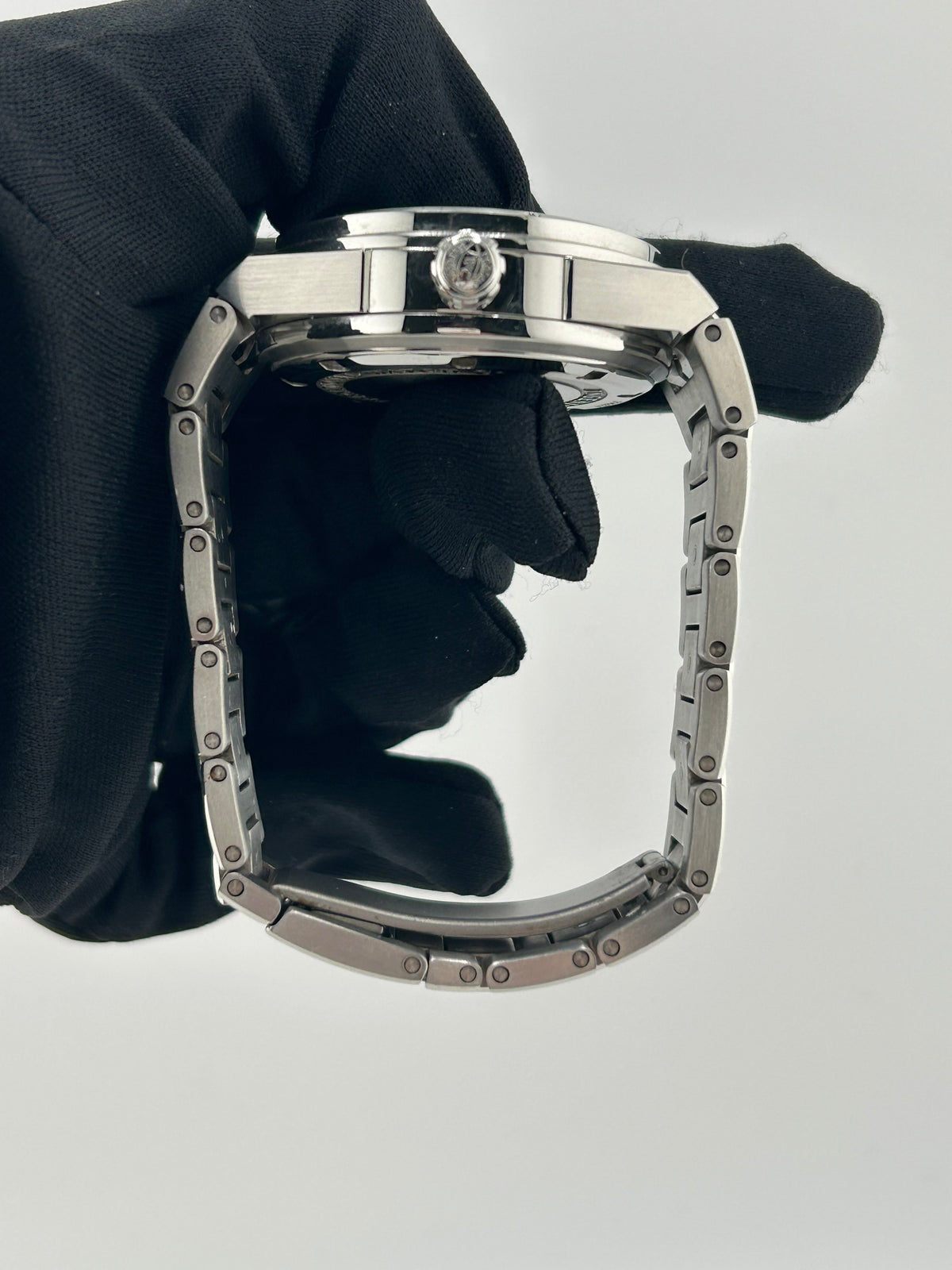 Iwc Ingenieur Automatic Black Dial on Stainless Steel Bracelet Ref. IW322701 with Box — view 6