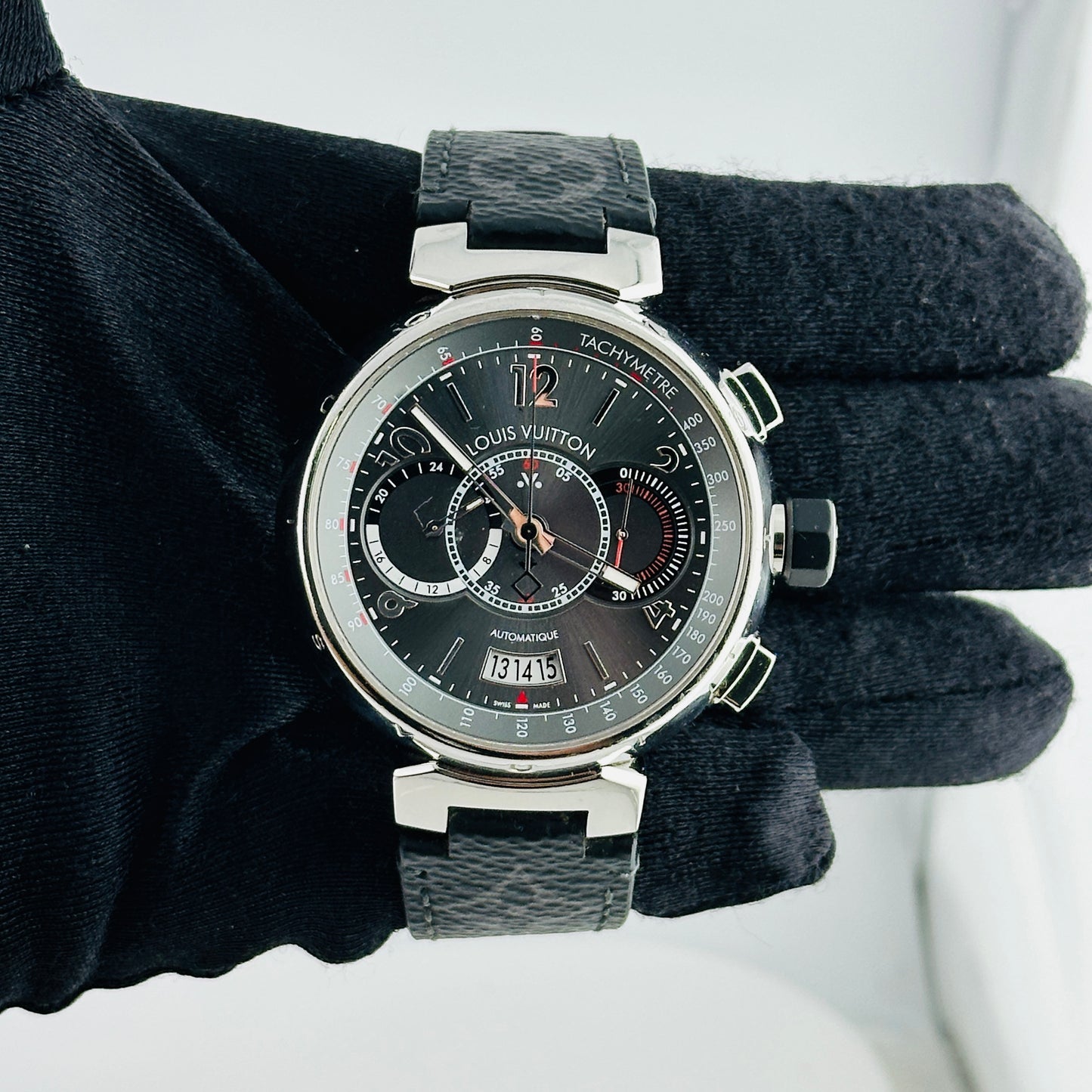 Louis Vuitton Tambour Voyage Slate Grey Dial on Leather Strap Ref. Q102N Papers 2011 — view 2