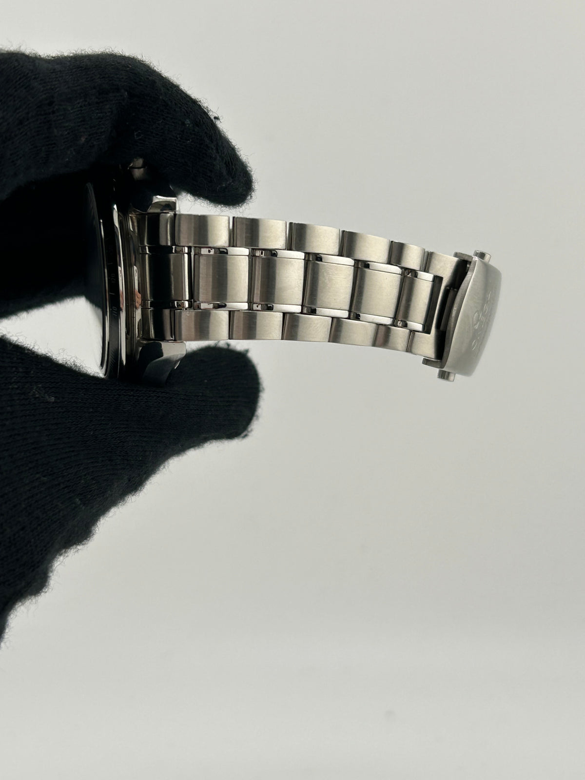 Omega Speedmaster Black Dial on Stainless Steel Bracelet Ref. 326.30.40.50.01.001 — view 5