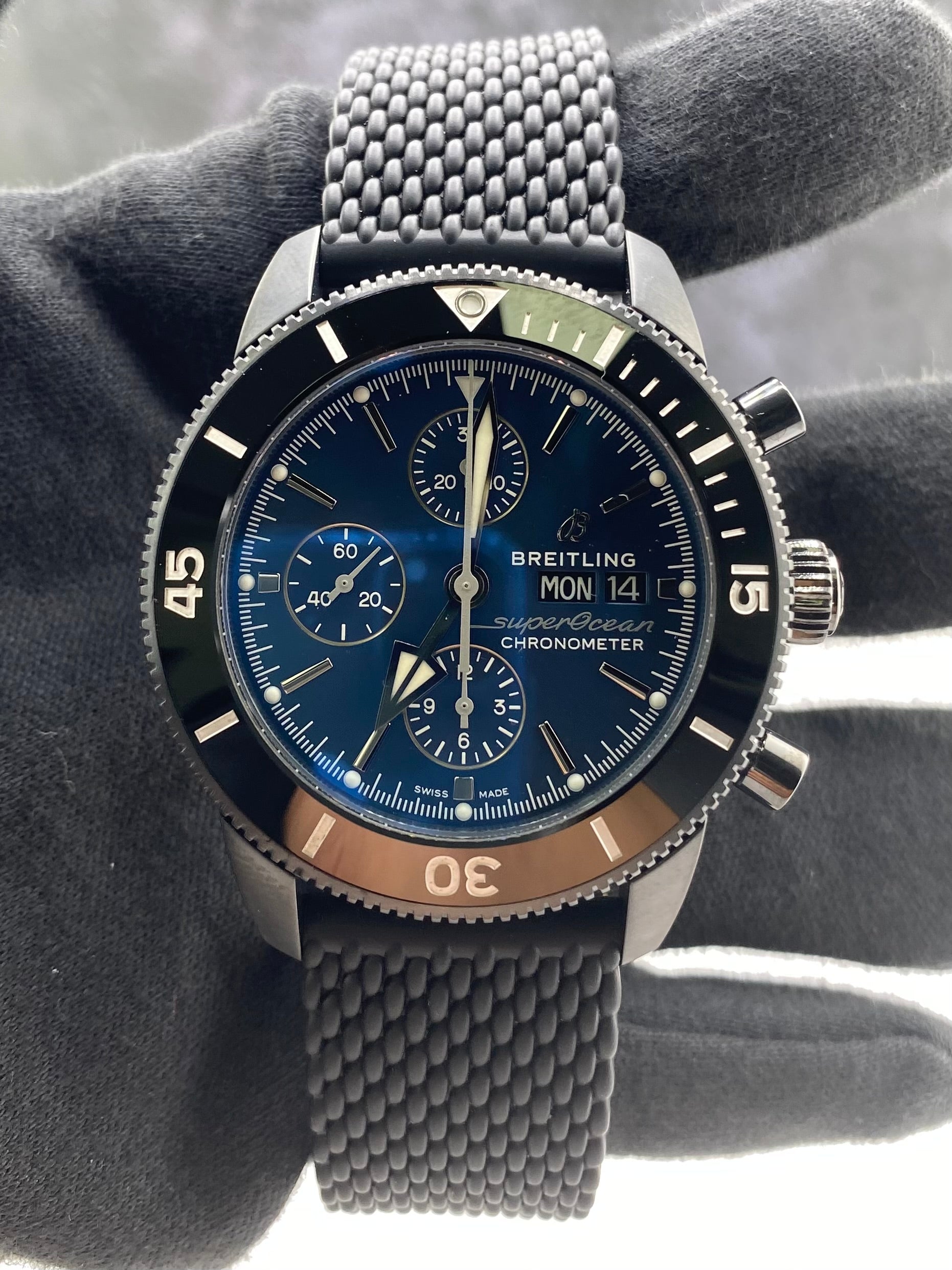 Breitling Superocean H√©ritage II Chronograph Blue Dial on Bracelet Ref. M13313101C1S1 Card 2026 — view 2